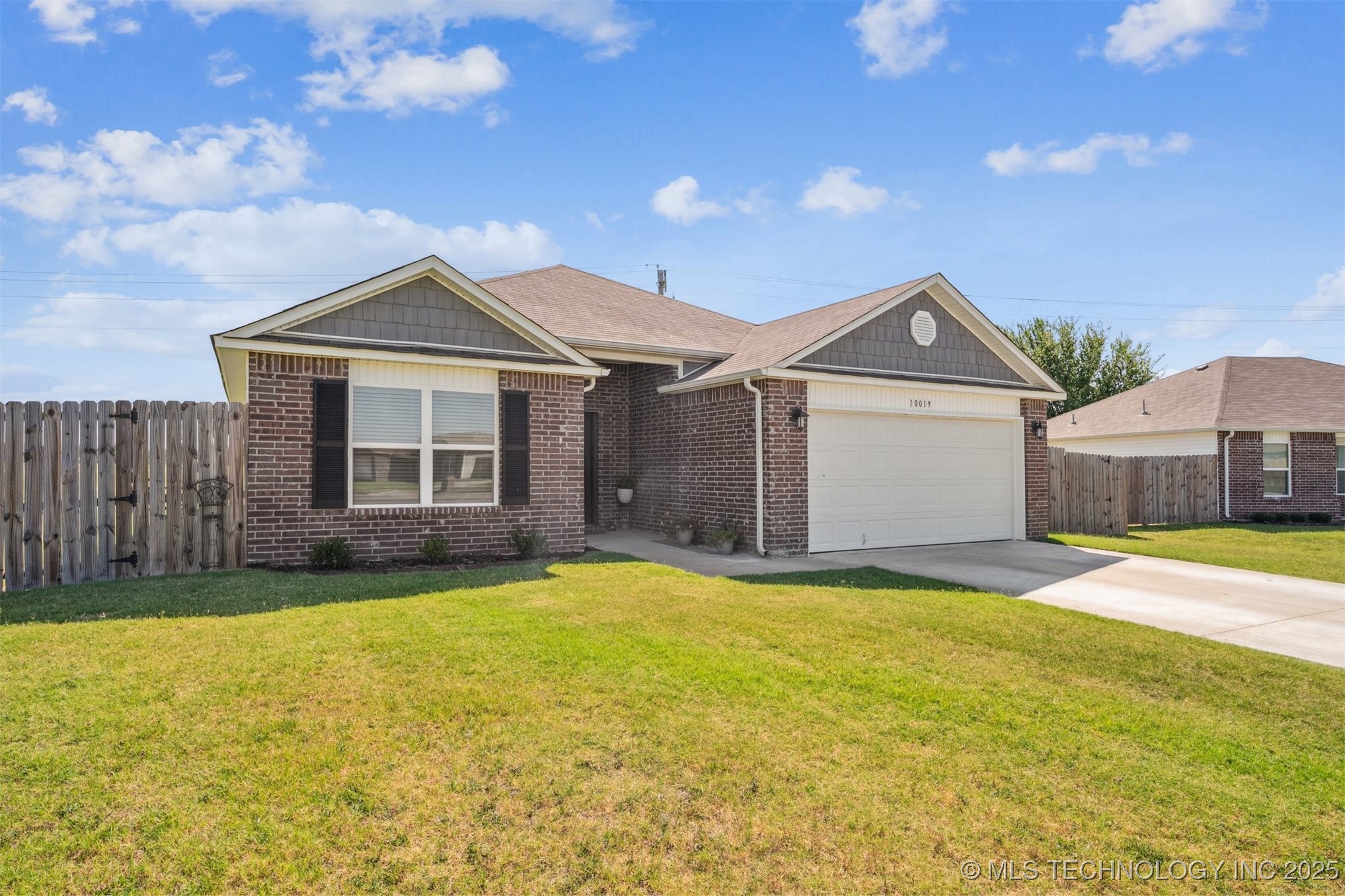 10019 E 107th Place North