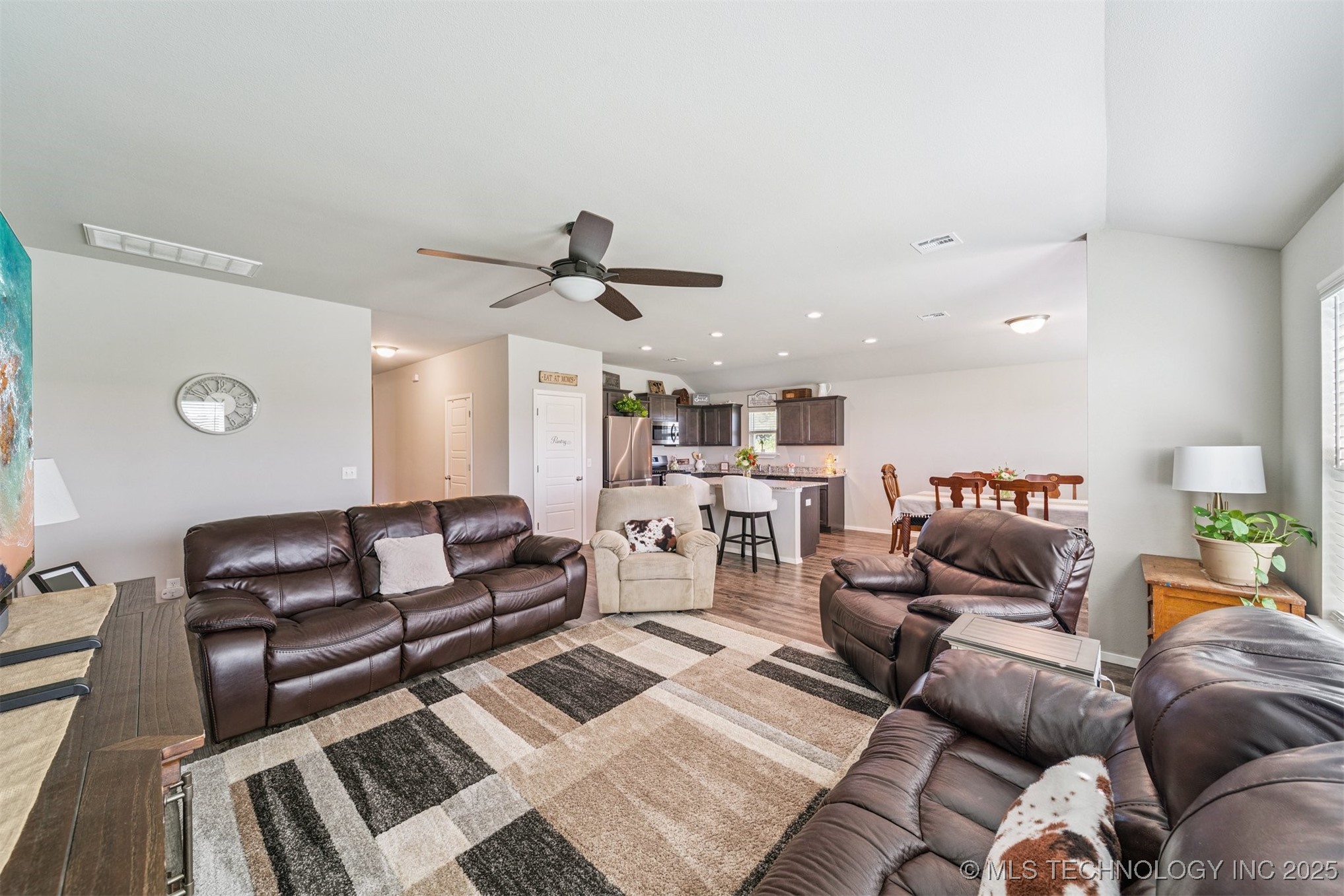 10019 E 107th Place North