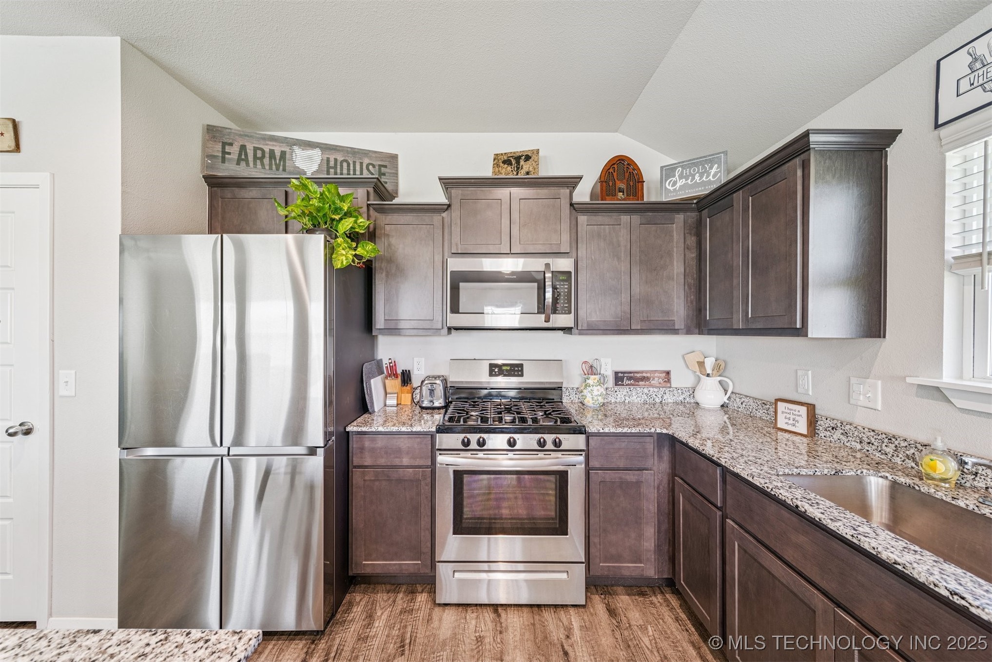 10019 E 107th Place North