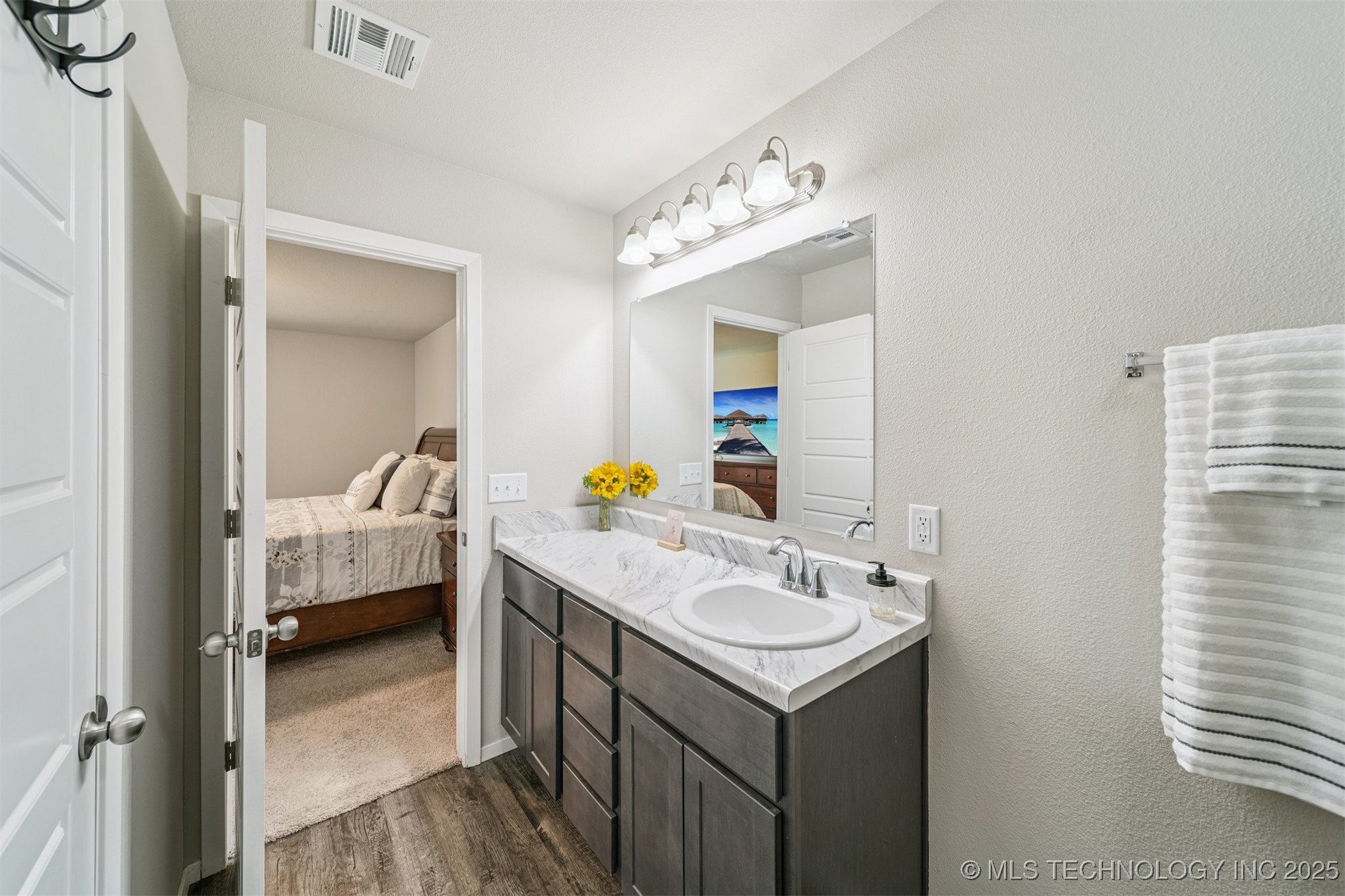 10019 E 107th Place North