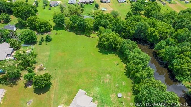 25072 Hackamore Road W