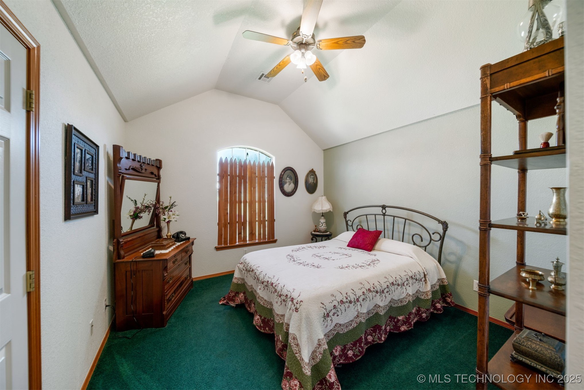 25072 Hackamore Road W