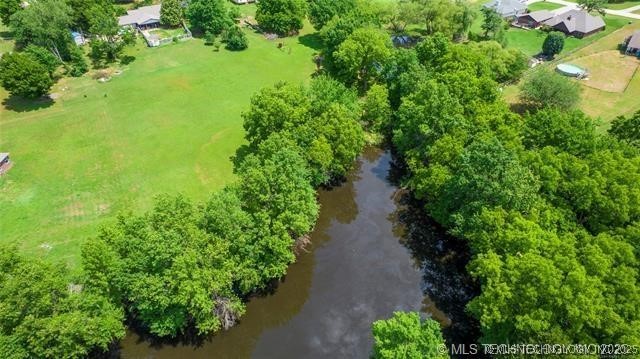 25072 Hackamore Road W