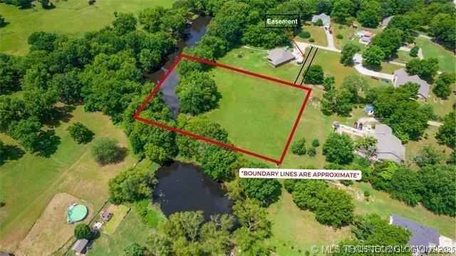 25072 Hackamore Road W