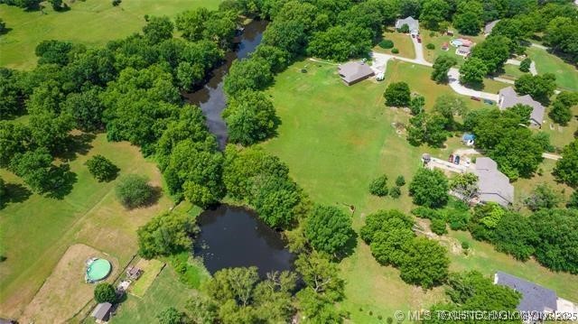 25072 Hackamore Road W