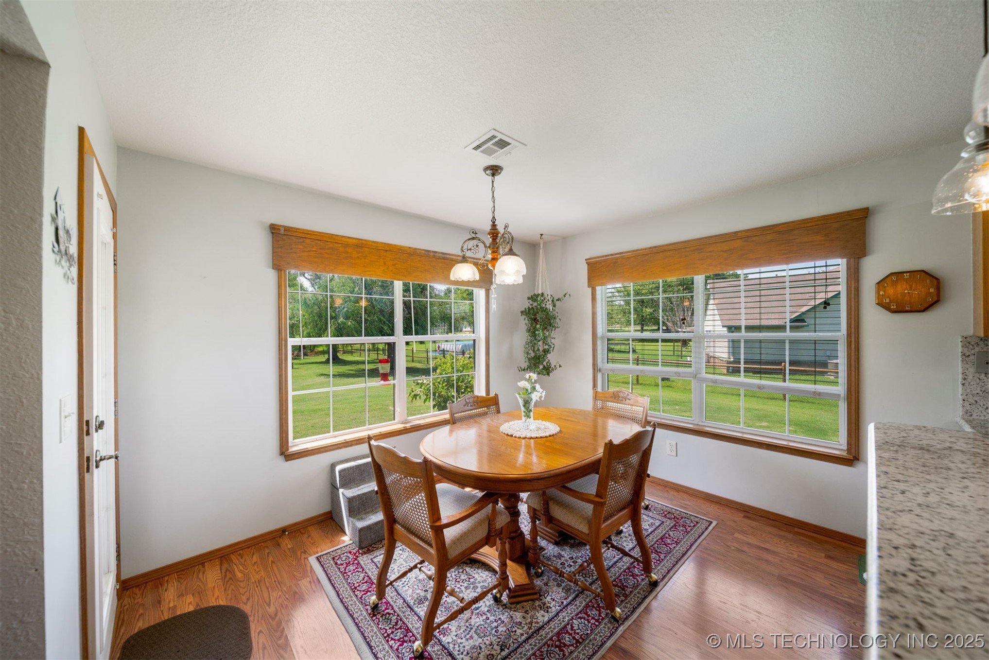 25072 Hackamore Road W