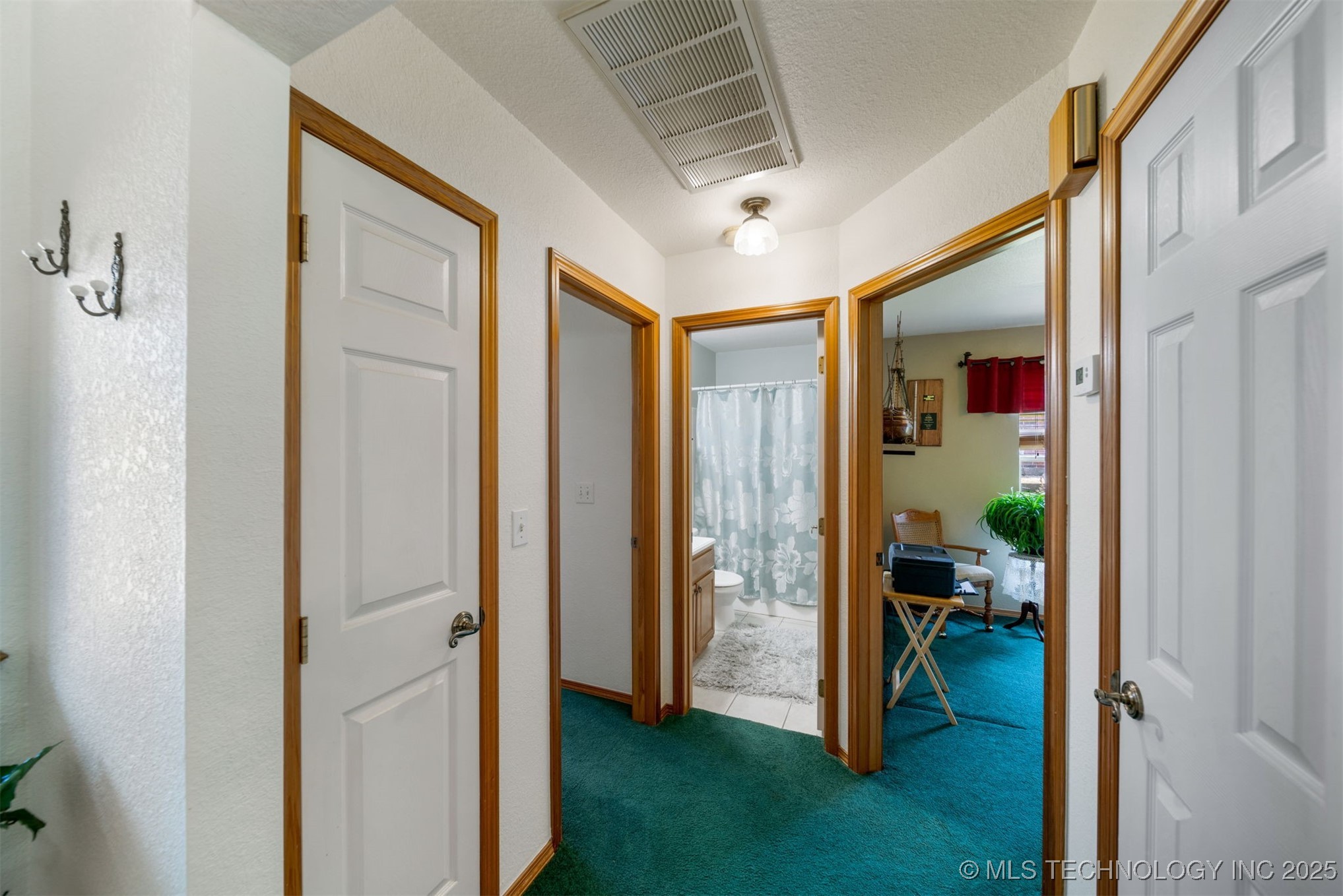 25072 Hackamore Road W