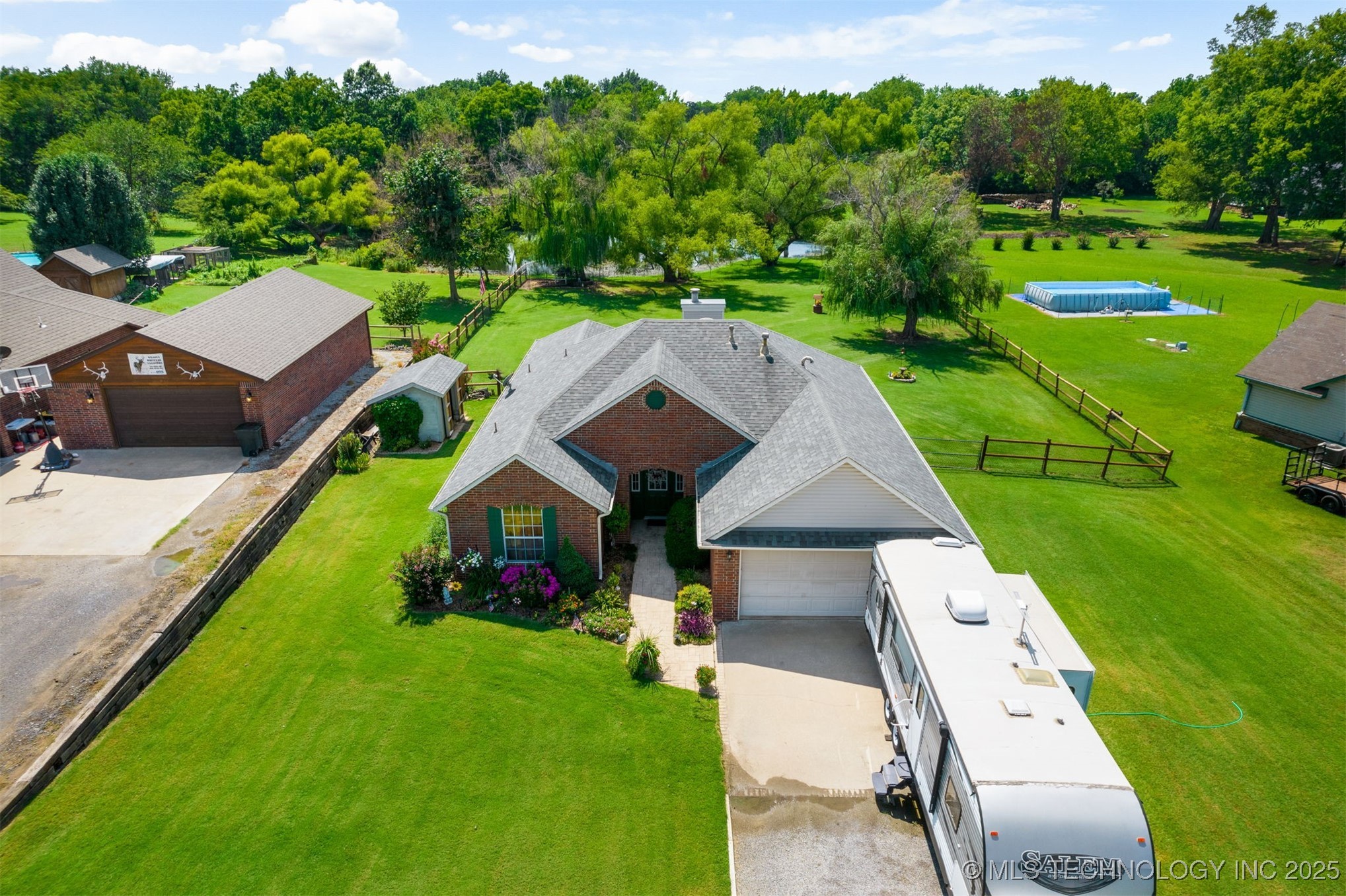 25072 Hackamore Road W