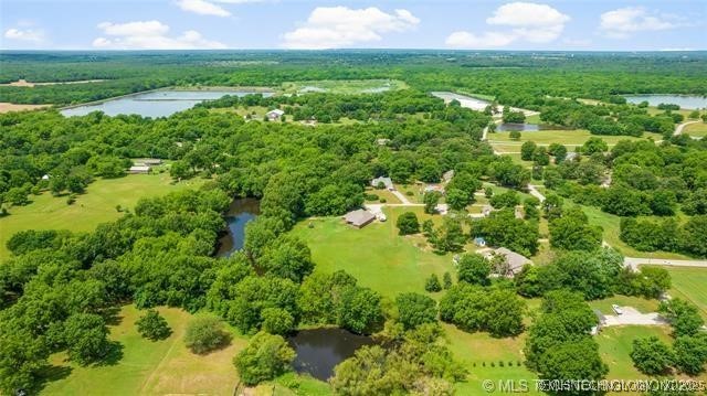 25072 Hackamore Road W