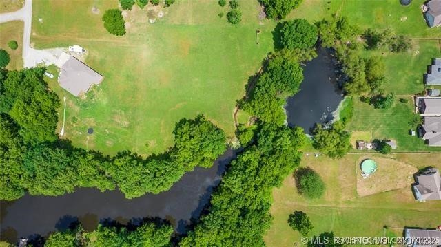 25072 Hackamore Road W