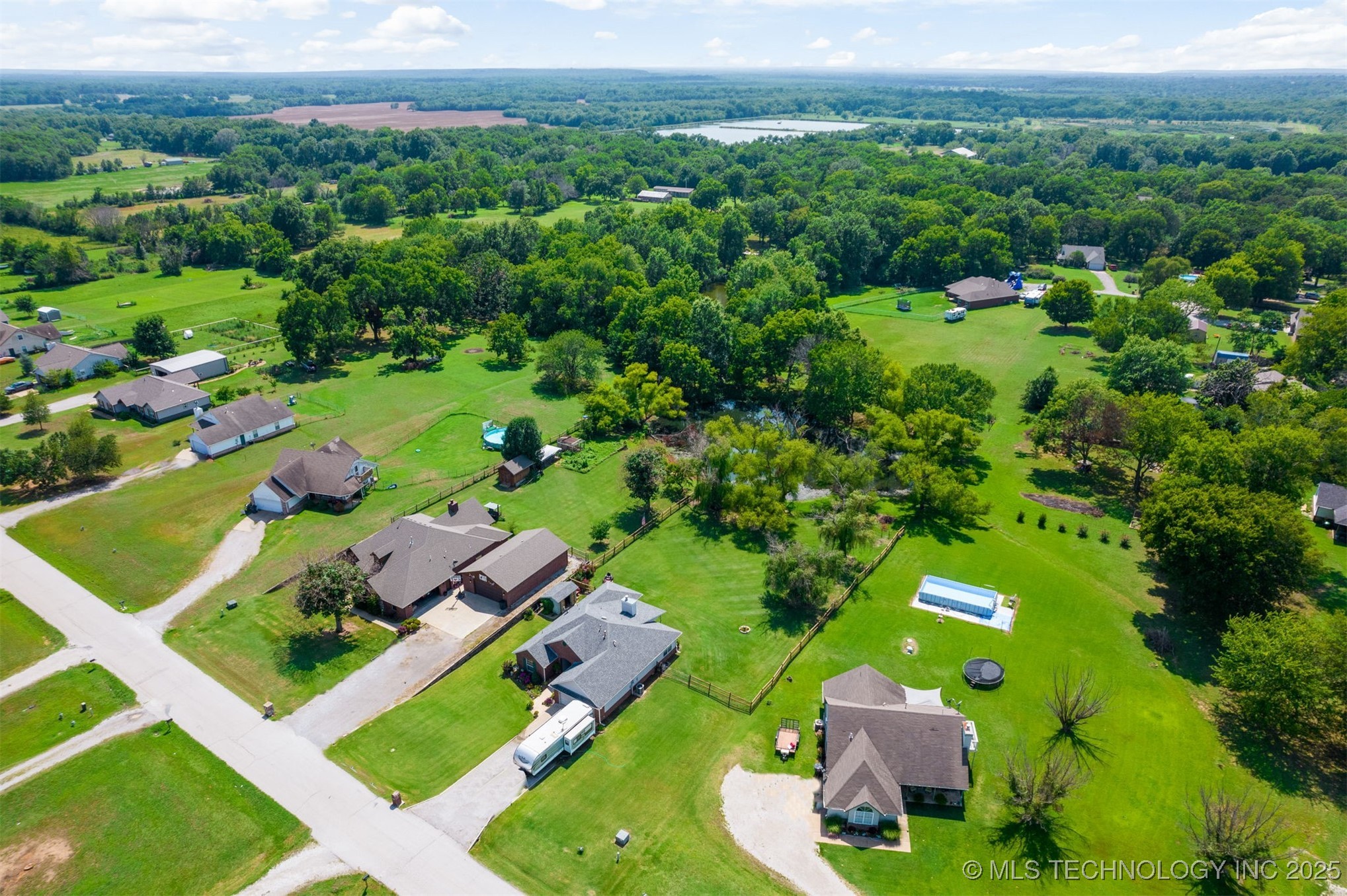 25072 Hackamore Road W