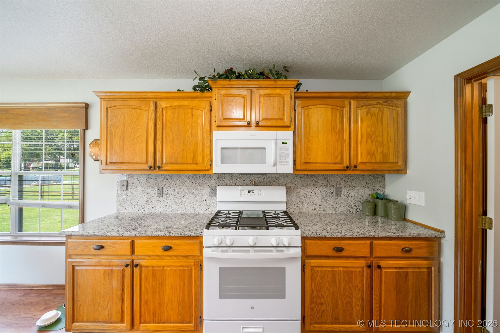 25072 Hackamore Road W