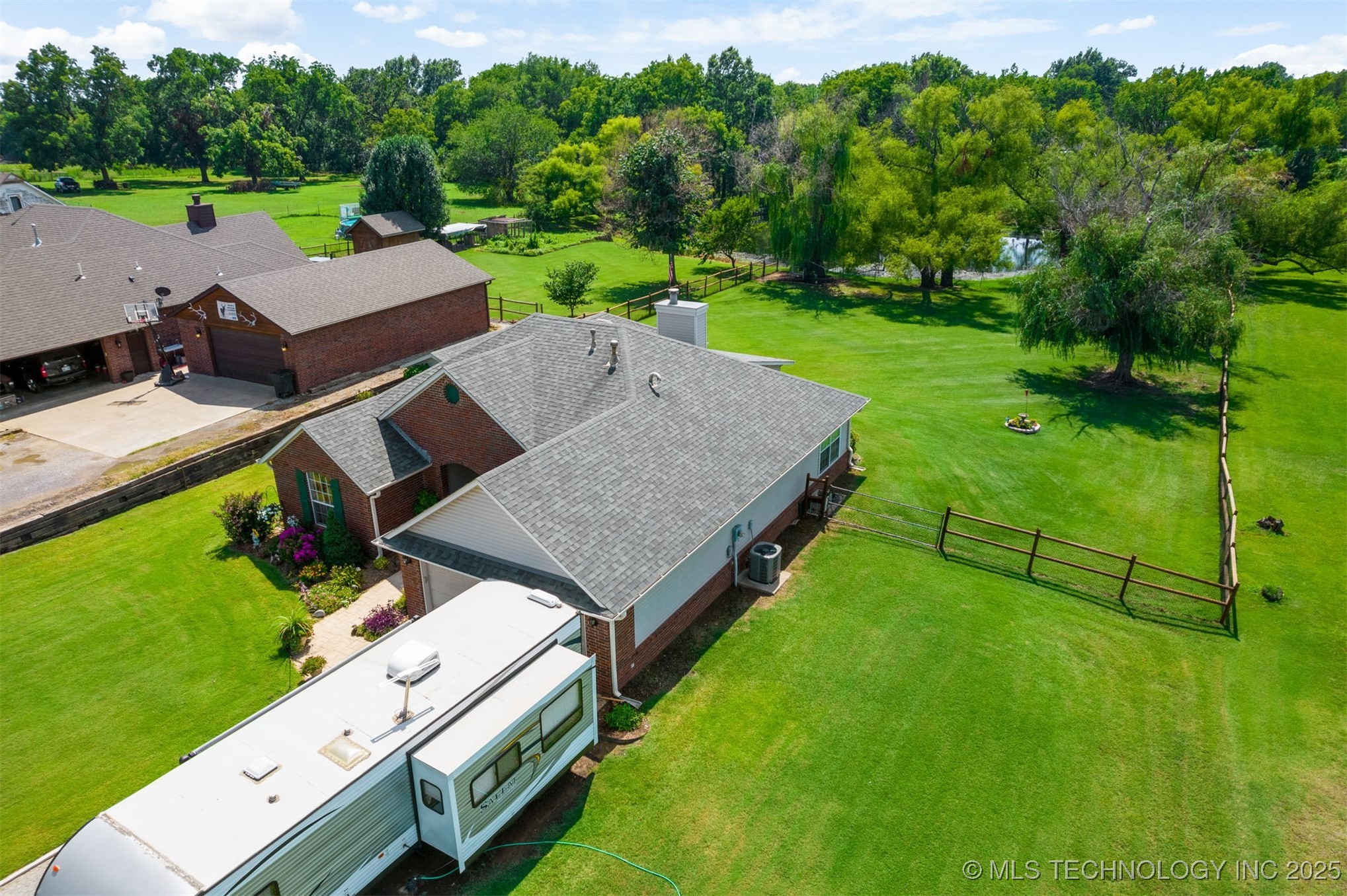 25072 Hackamore Road W