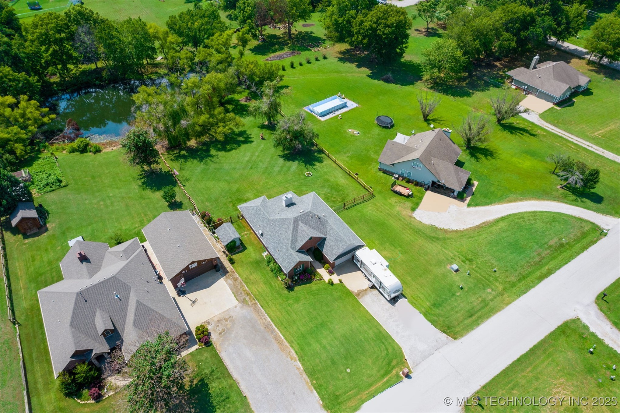 25072 Hackamore Road W