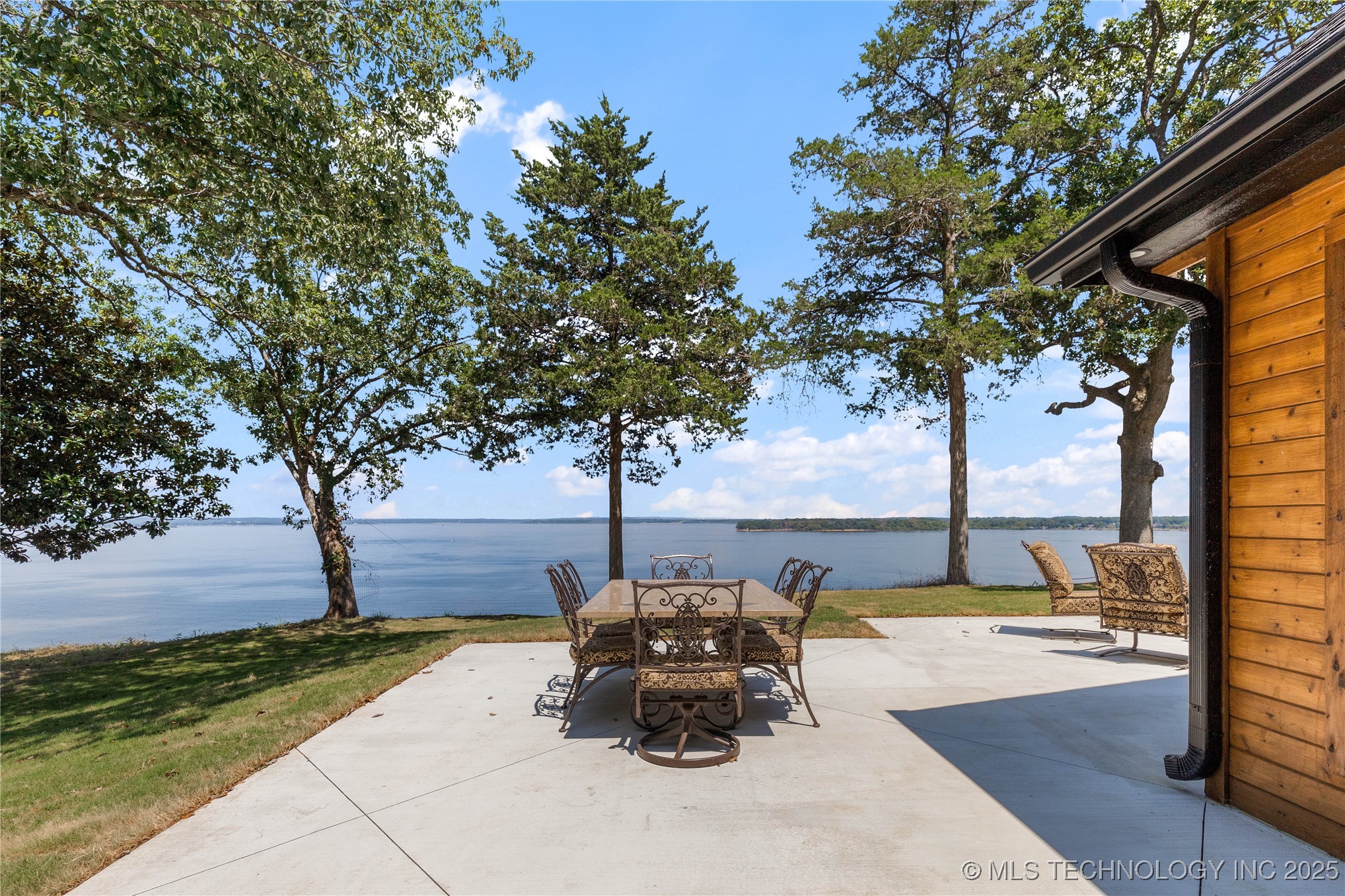 111 Circle Drive