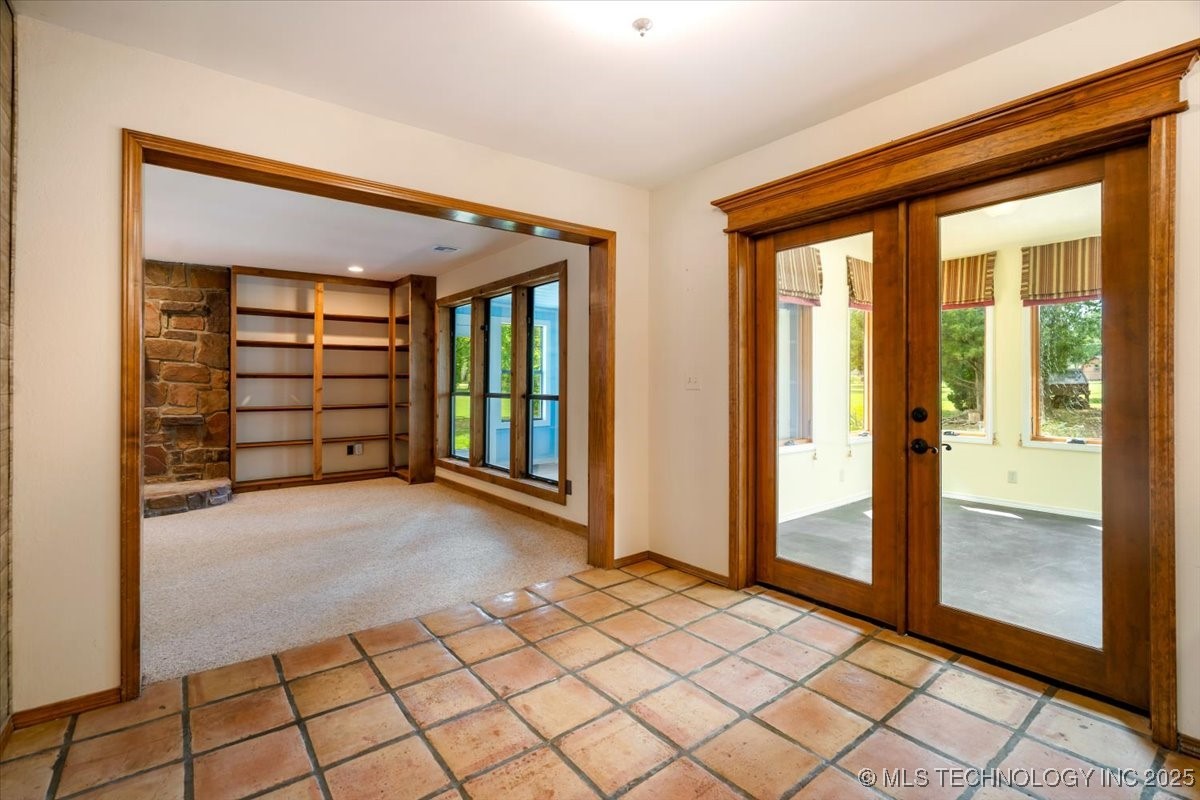 8203 N 160th East Avenue