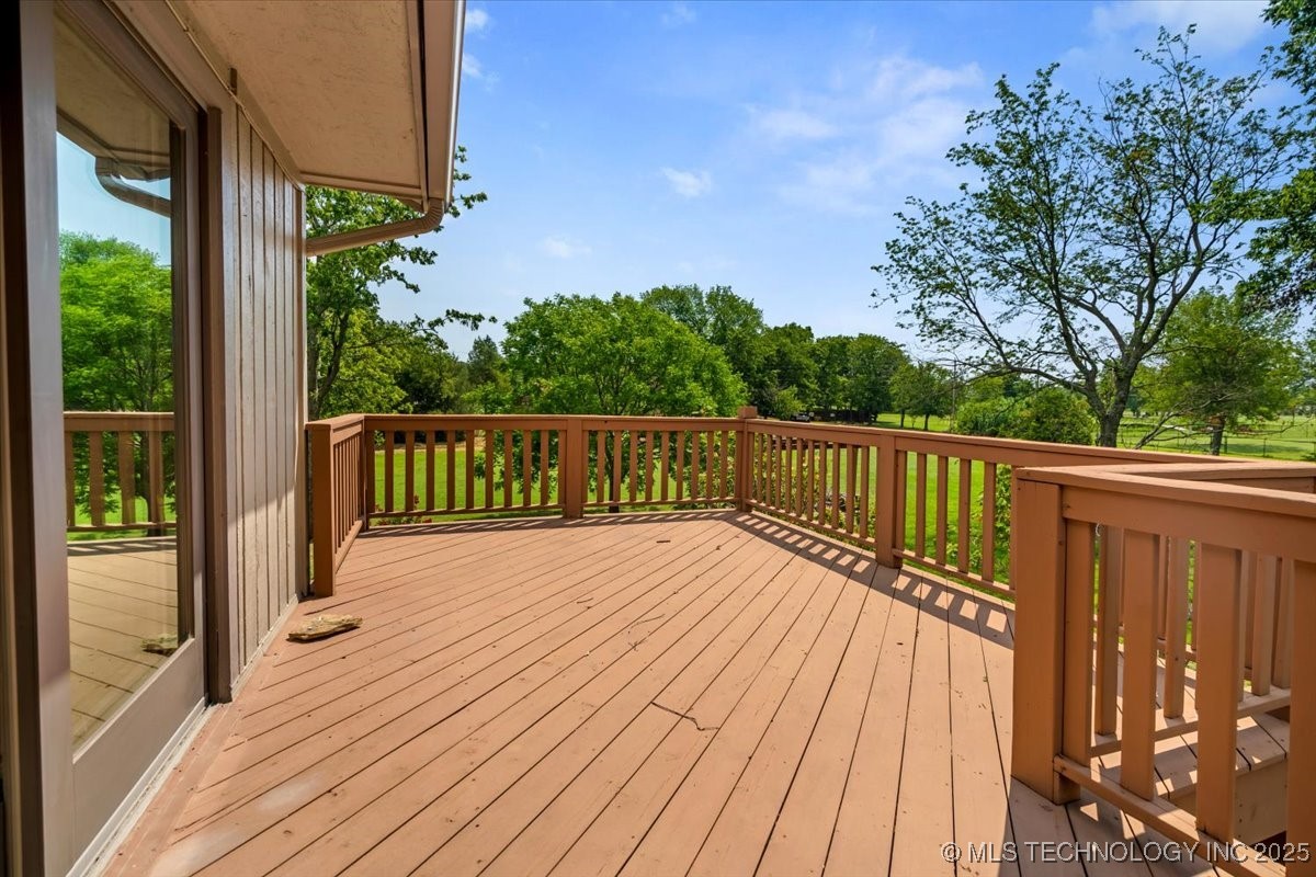 8203 N 160th East Avenue