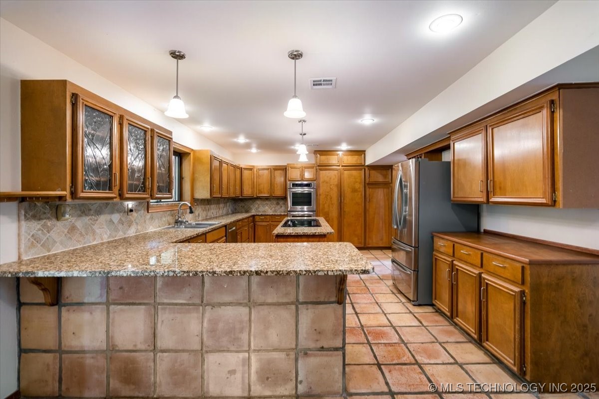 8203 N 160th East Avenue