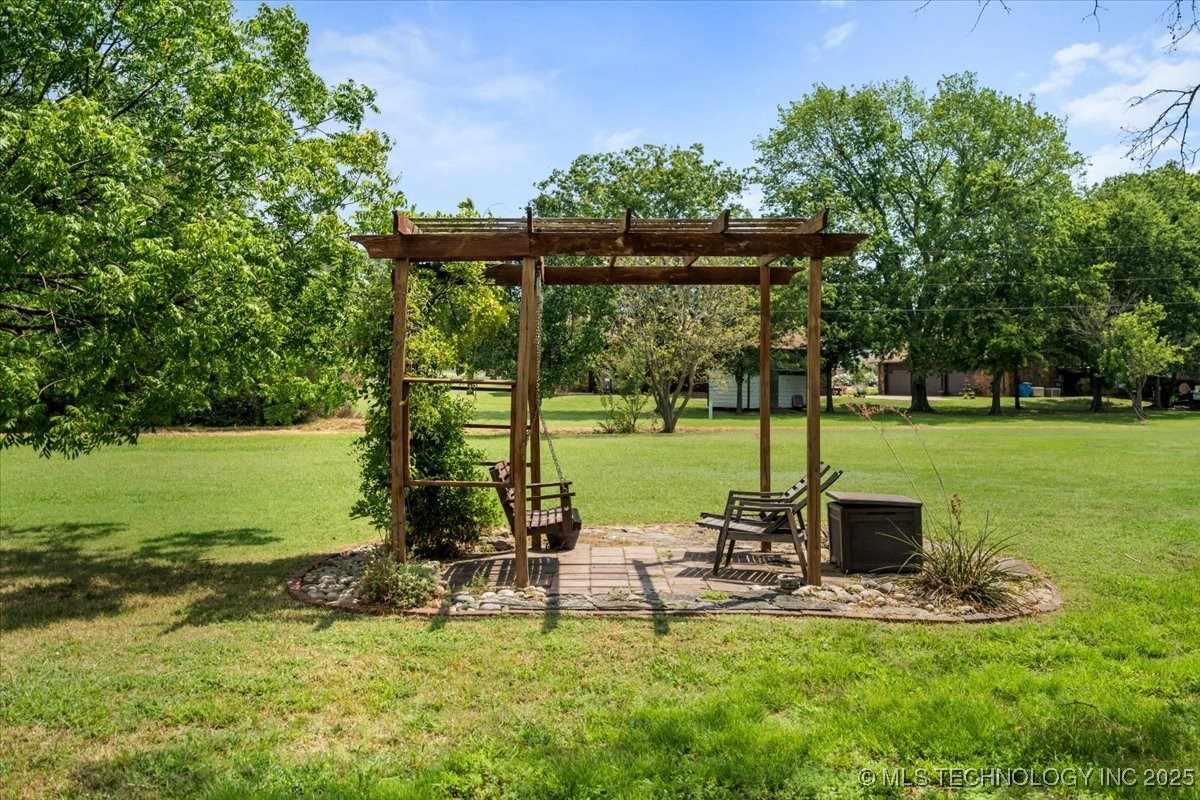 8203 N 160th East Avenue