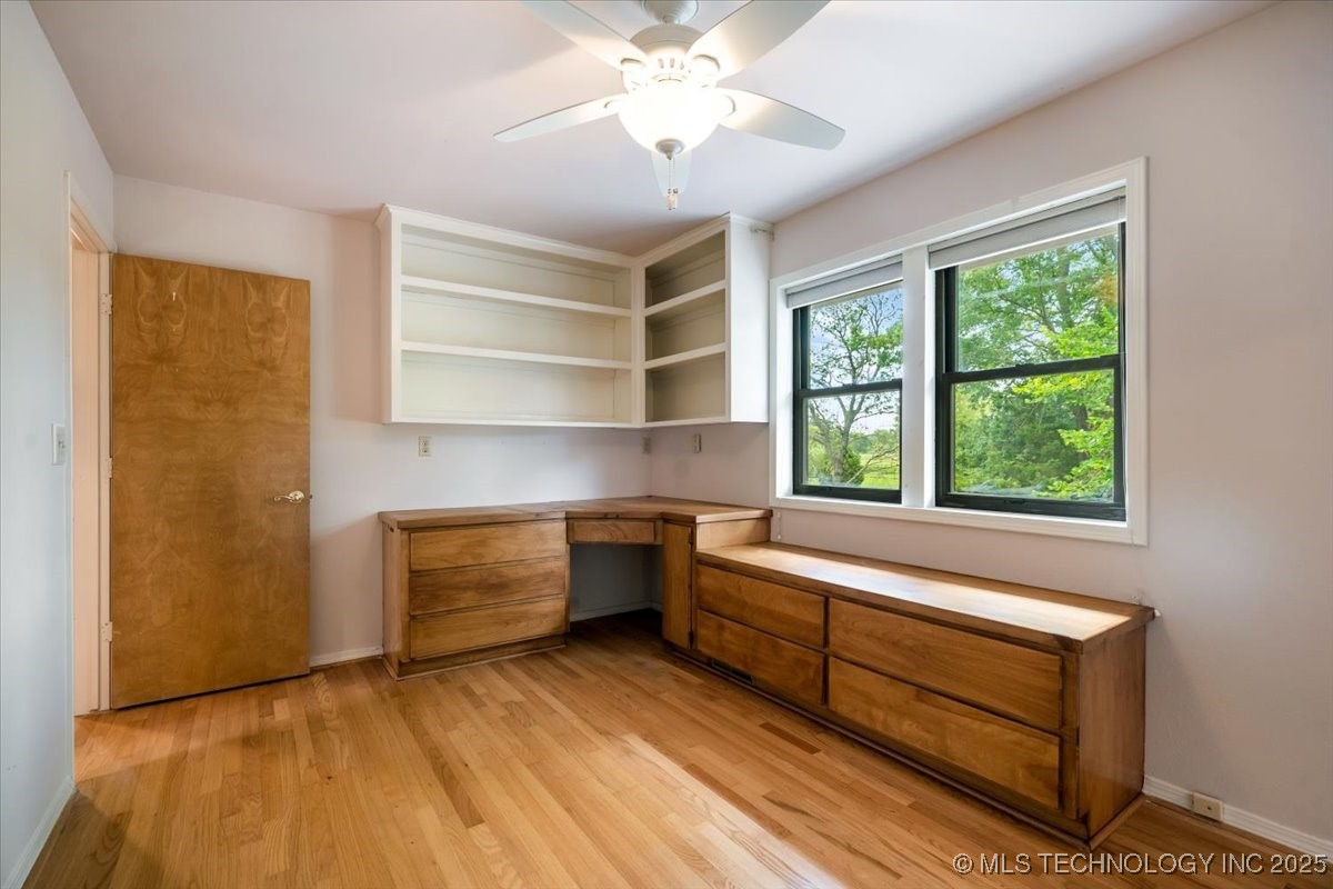 8203 N 160th East Avenue