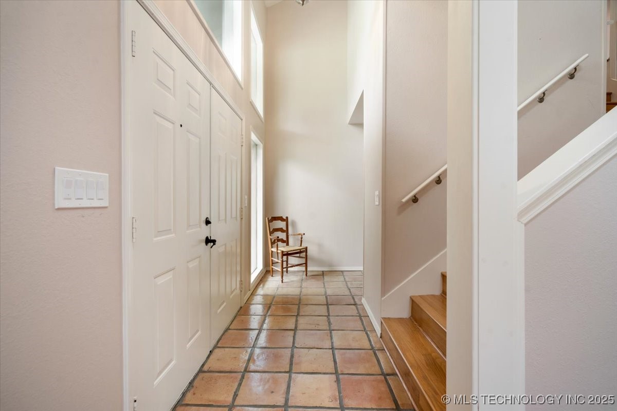 8203 N 160th East Avenue