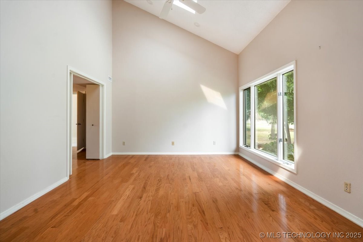 8203 N 160th East Avenue