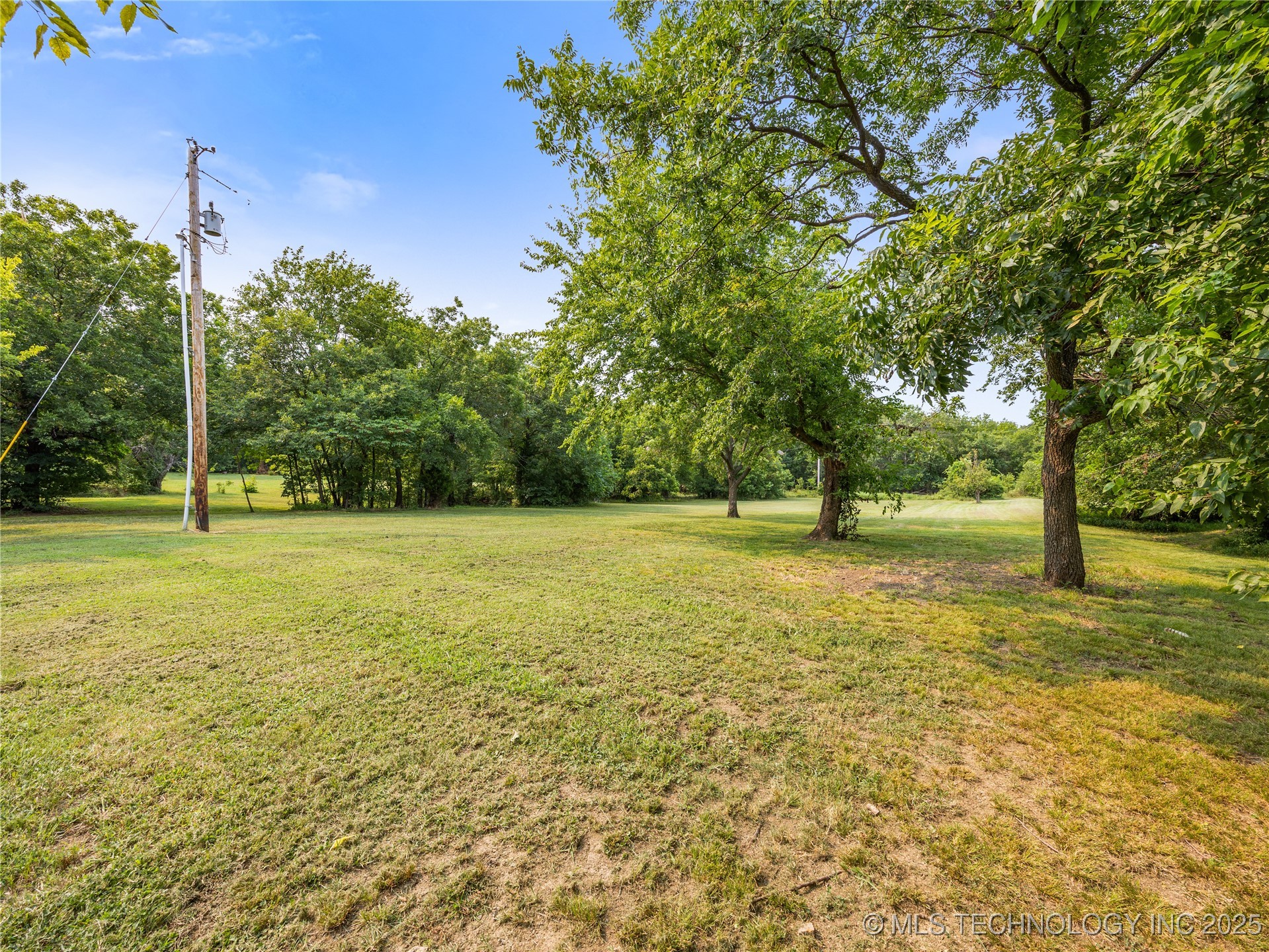 11971 E 400 Road