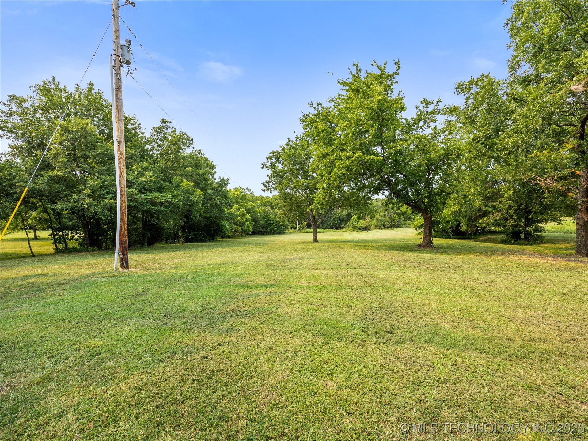 11971 E 400 Road