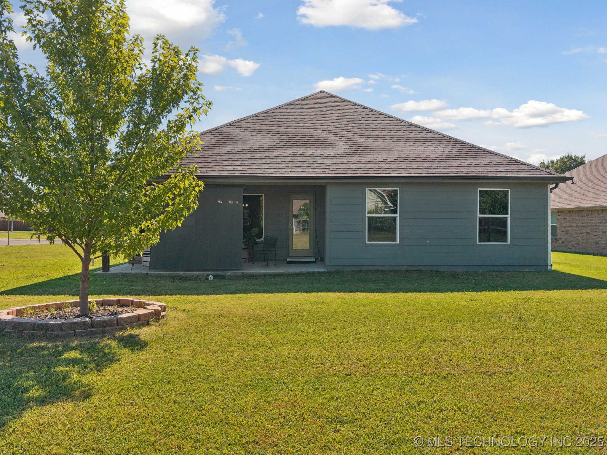 26550 Columbia Crest Drive