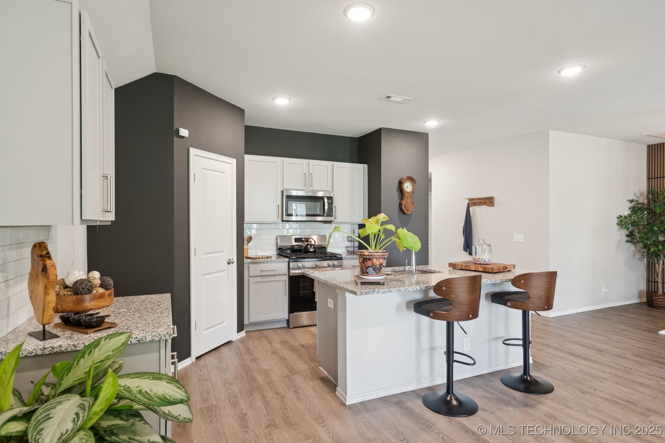 26550 Columbia Crest Drive