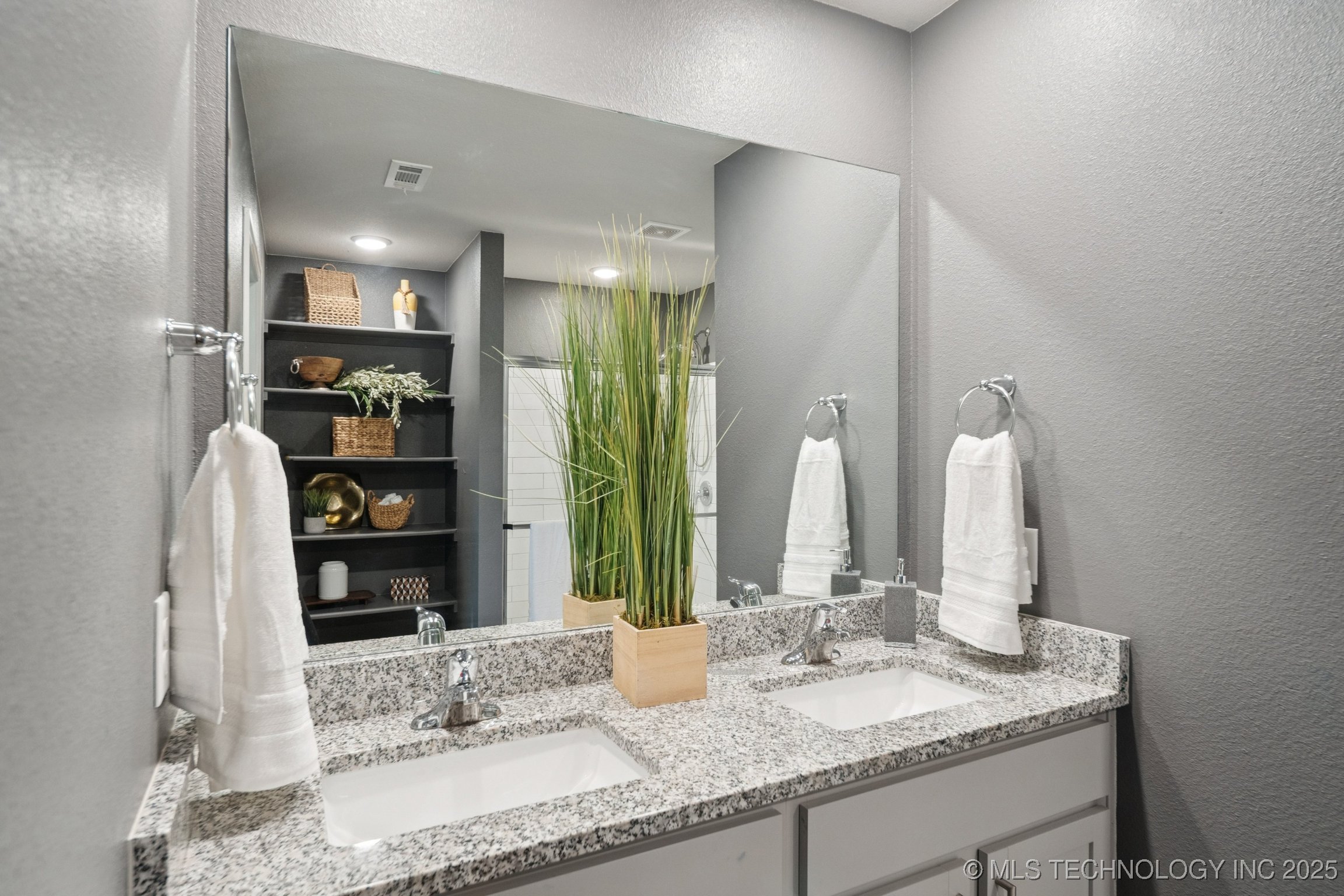 26550 Columbia Crest Drive