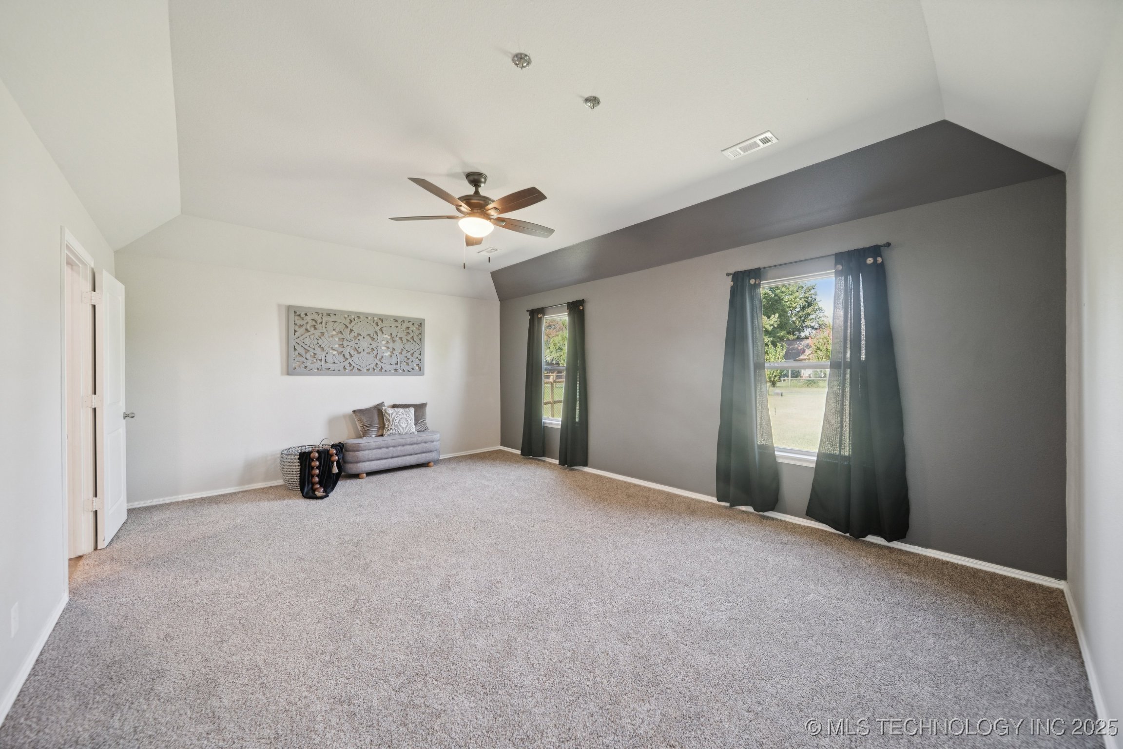 26550 Columbia Crest Drive