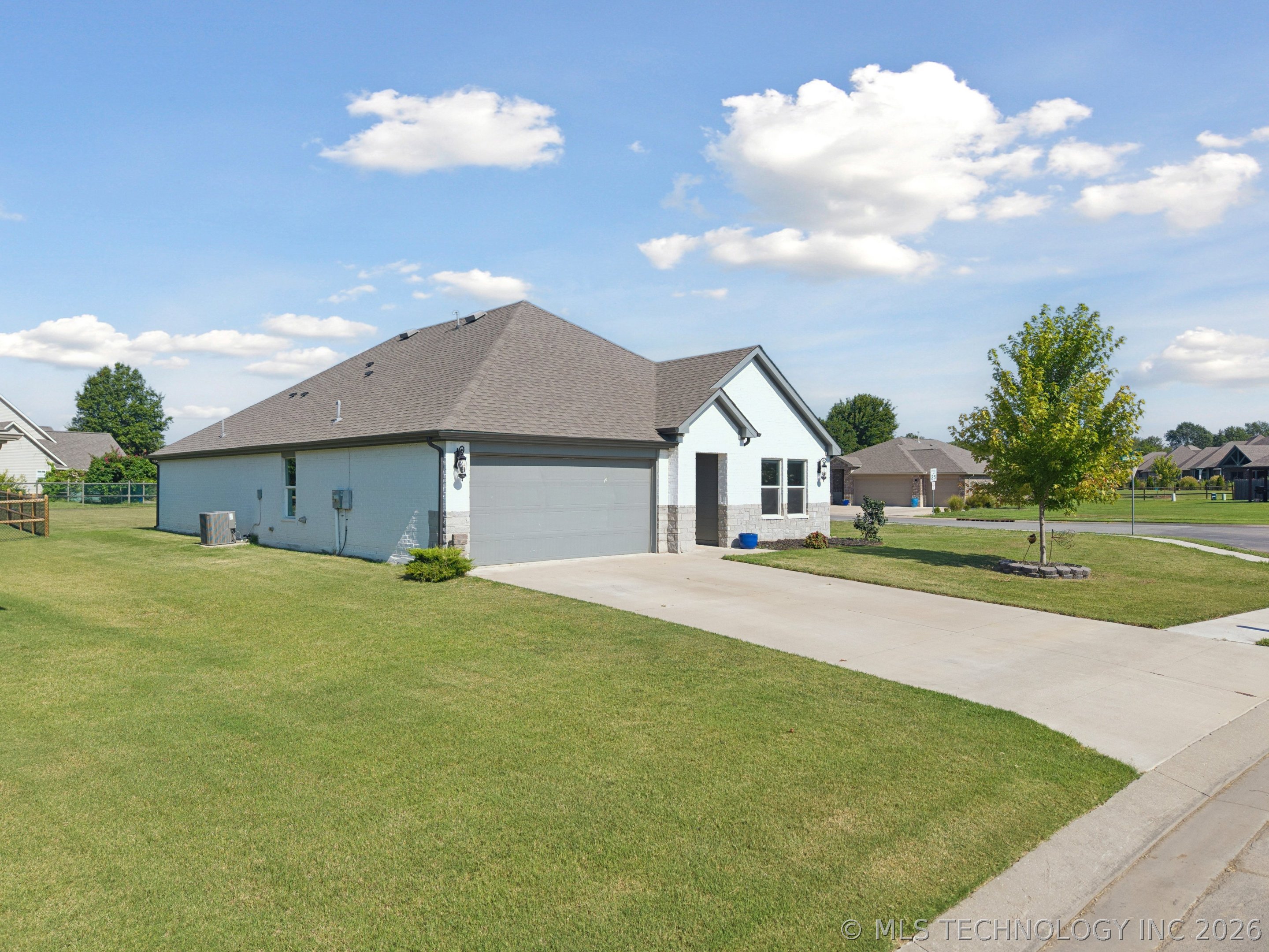 26550 Columbia Crest Drive