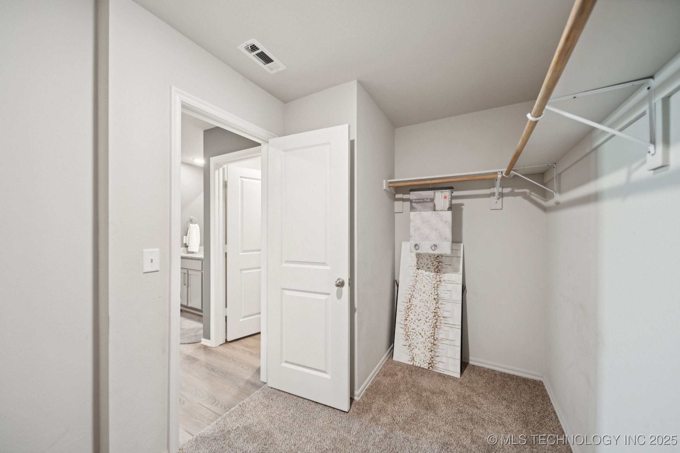 26550 Columbia Crest Drive