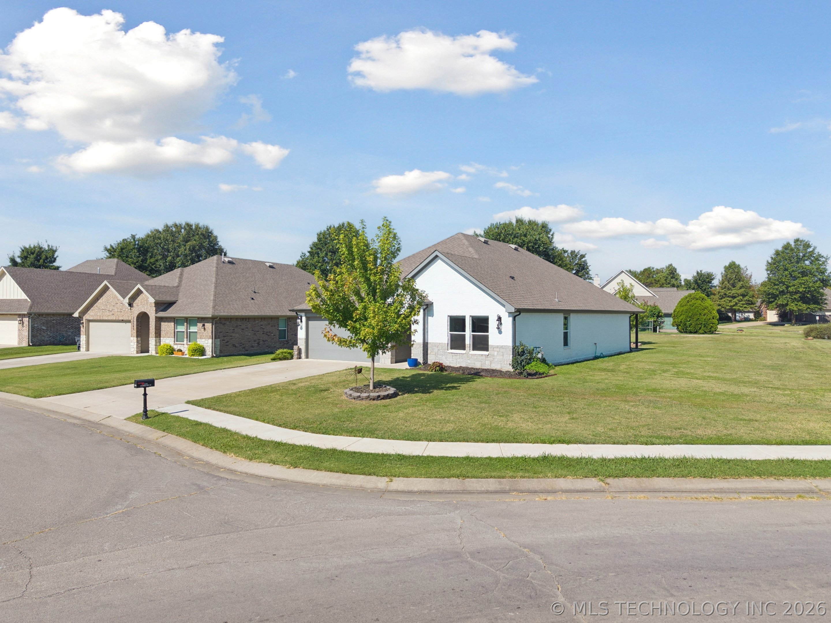 26550 Columbia Crest Drive
