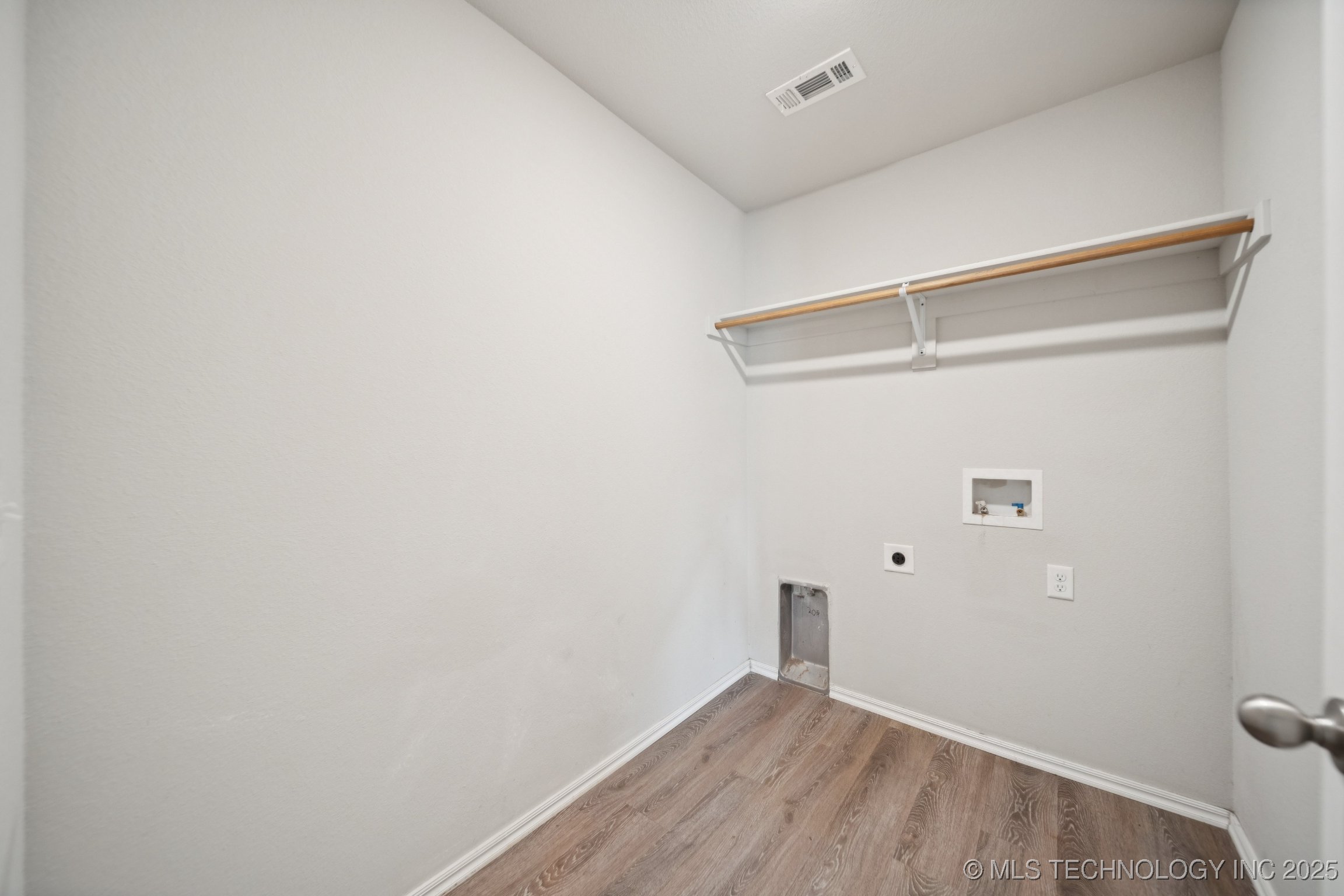 26550 Columbia Crest Drive