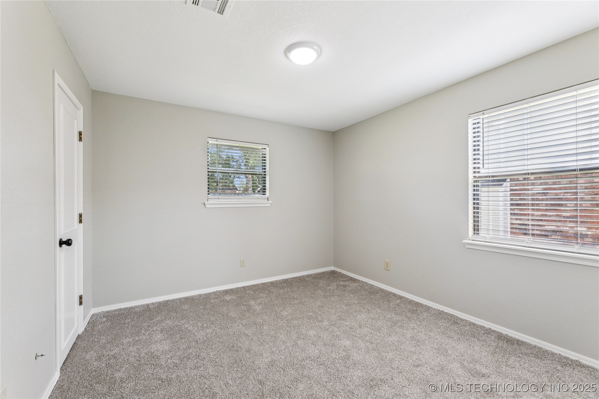 1112 W 20th Street