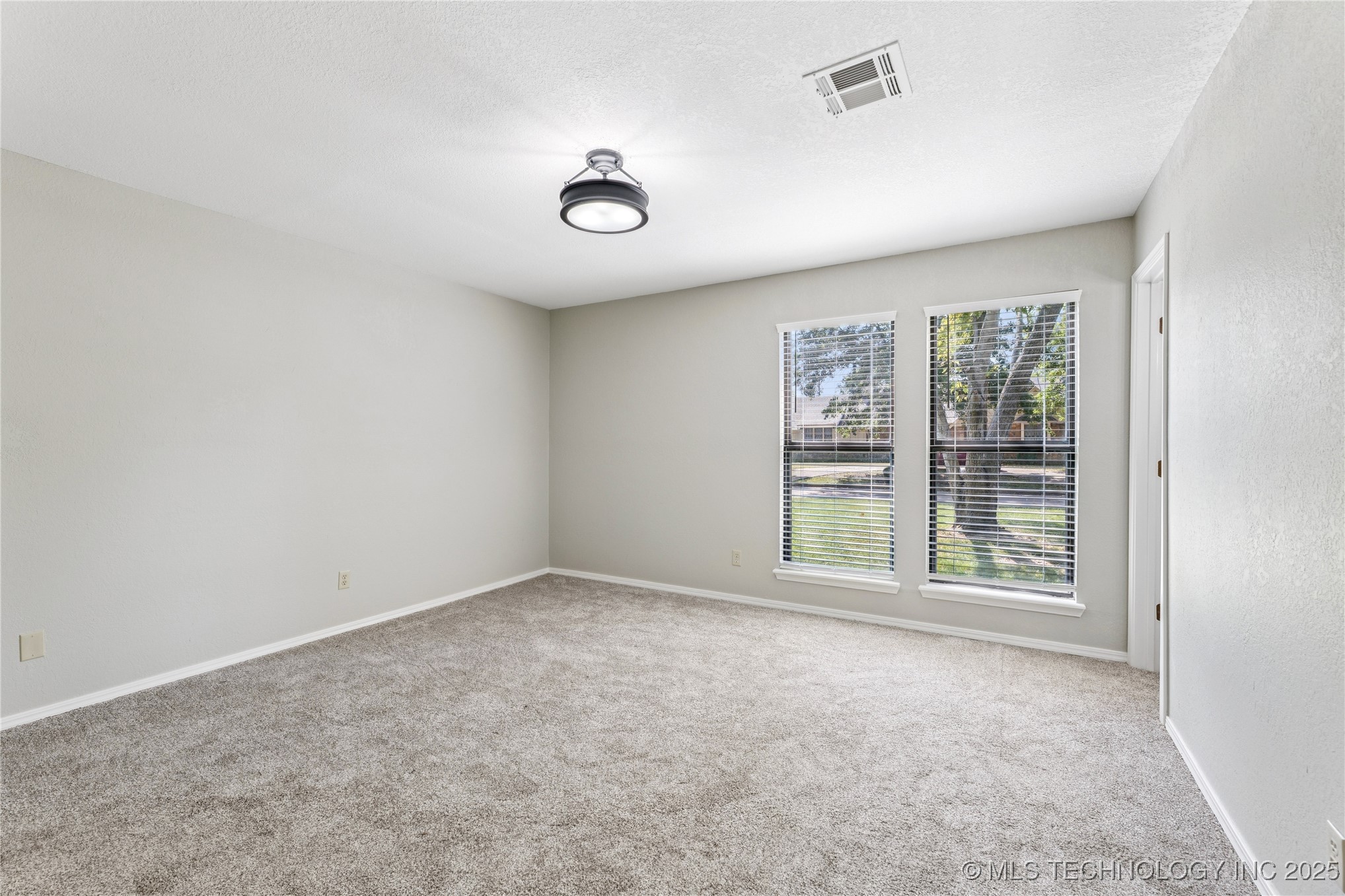 1112 W 20th Street