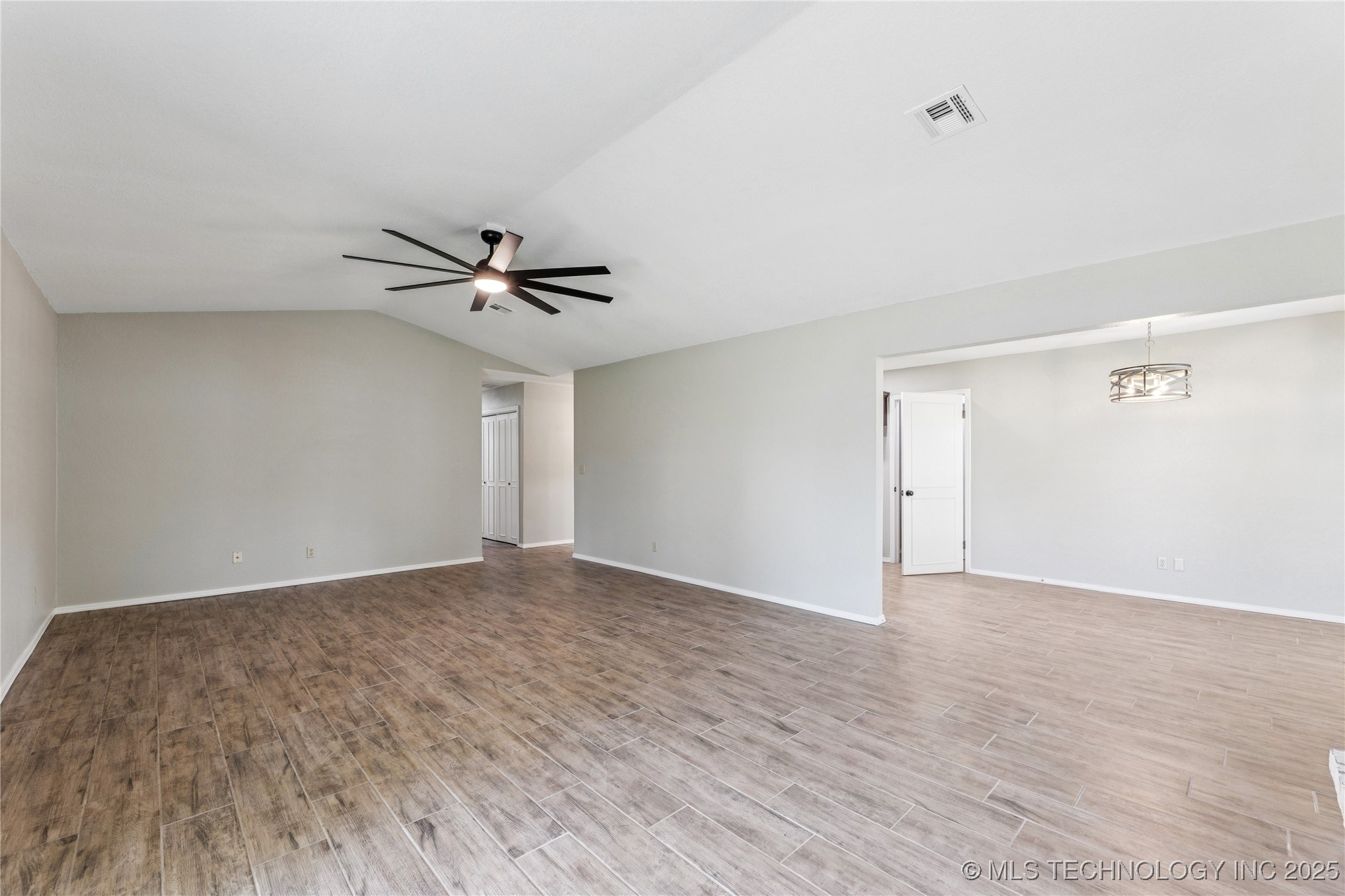 1112 W 20th Street