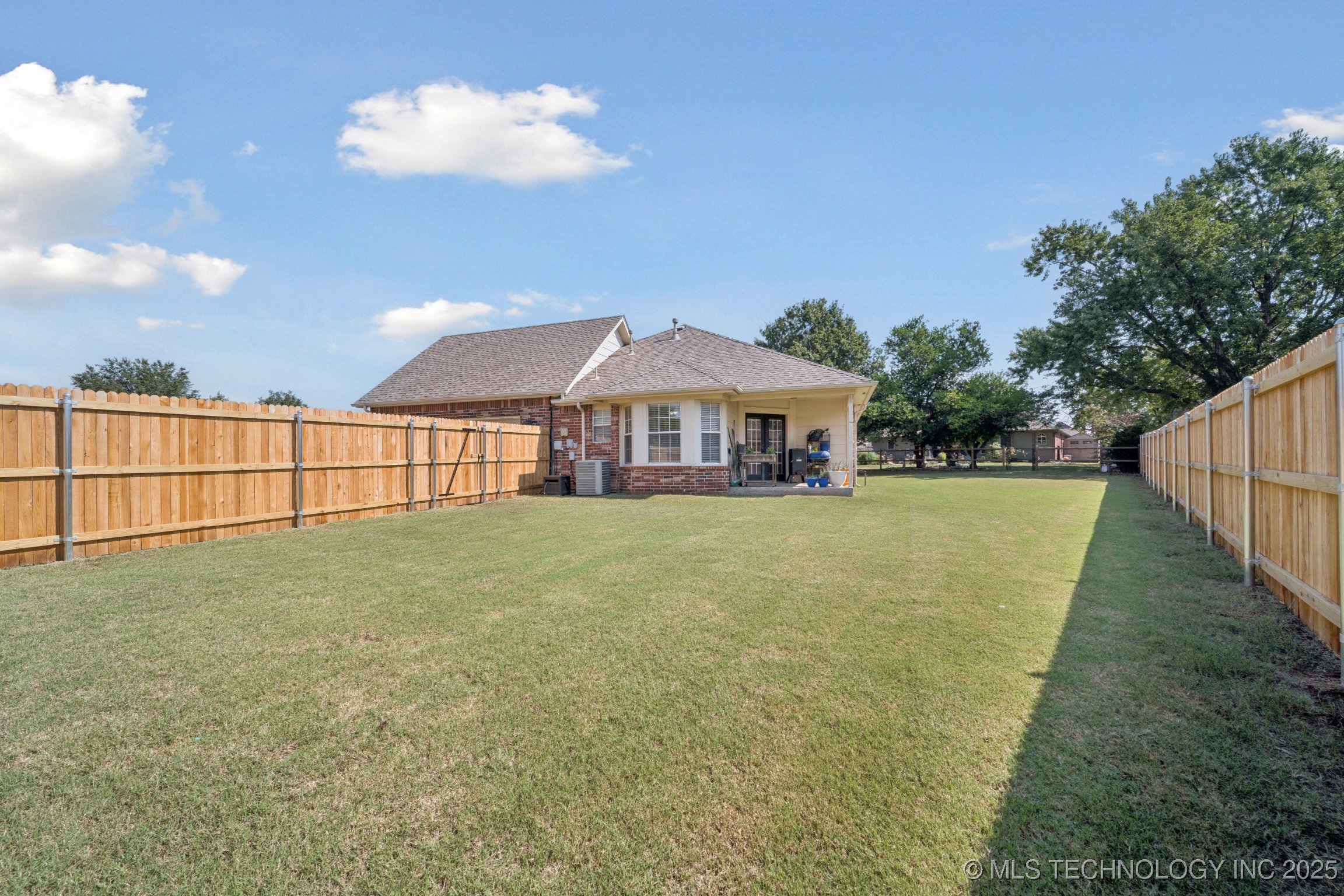 9911 N 116th East Avenue