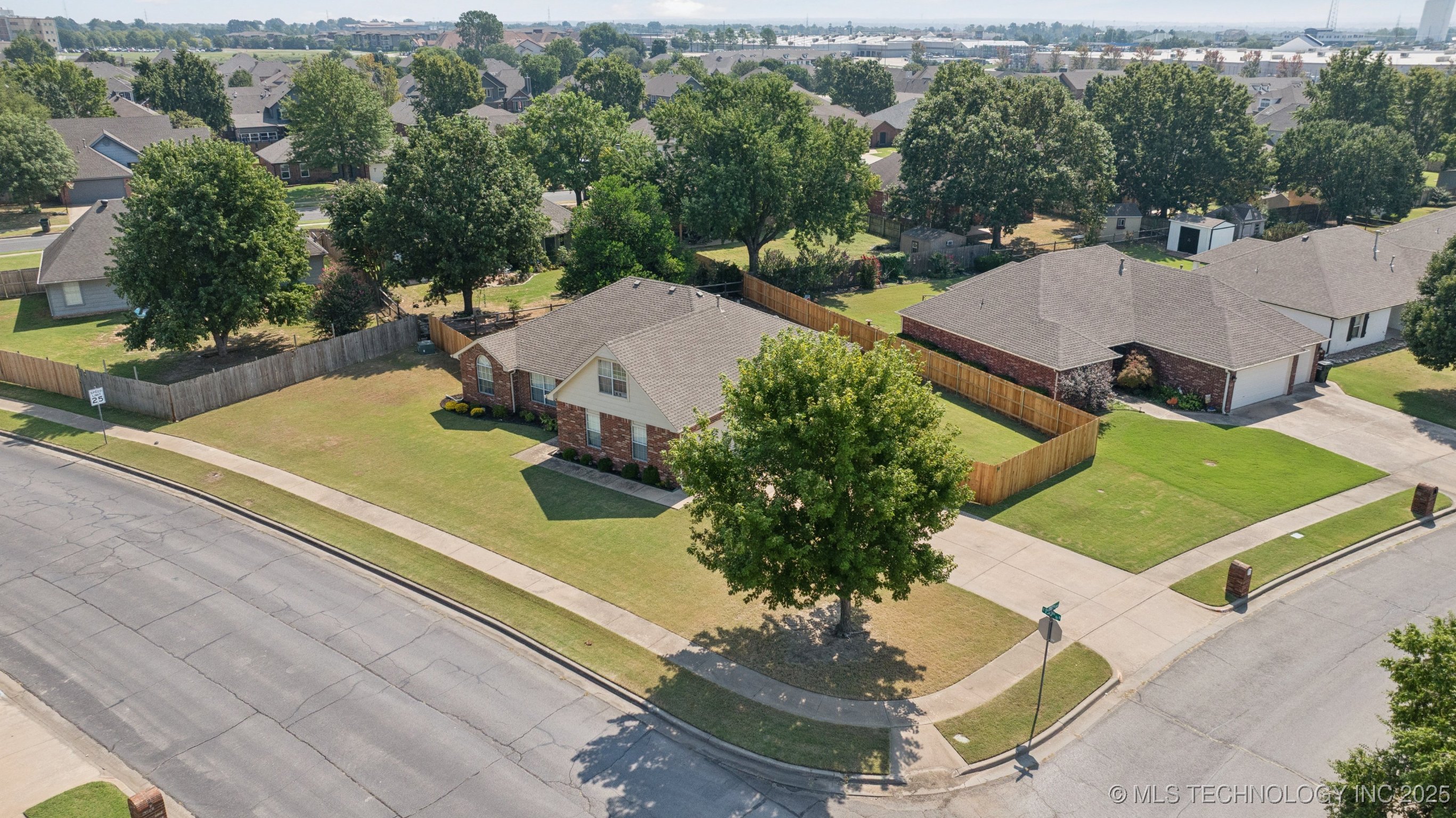 9911 N 116th East Avenue