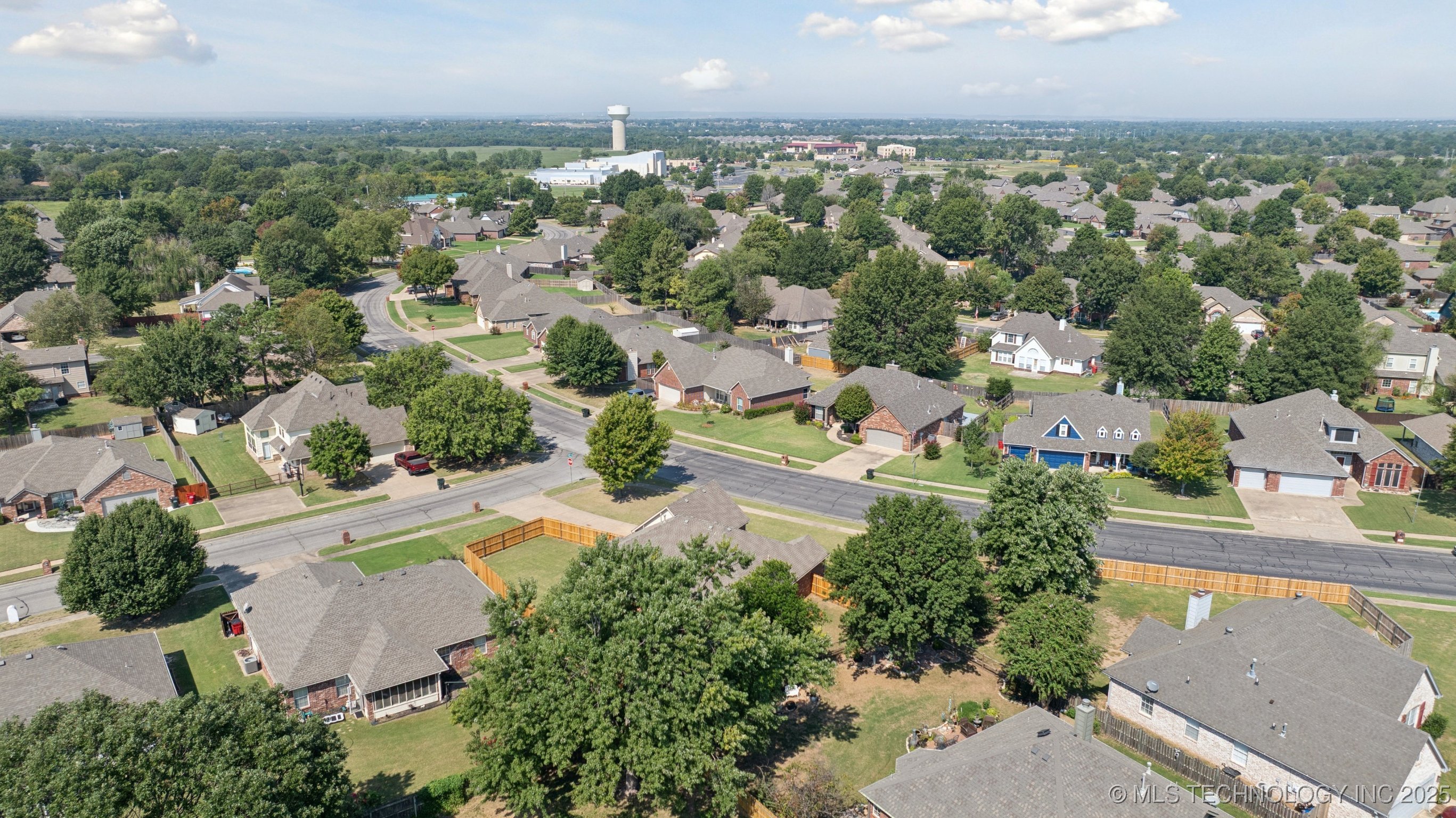 9911 N 116th East Avenue