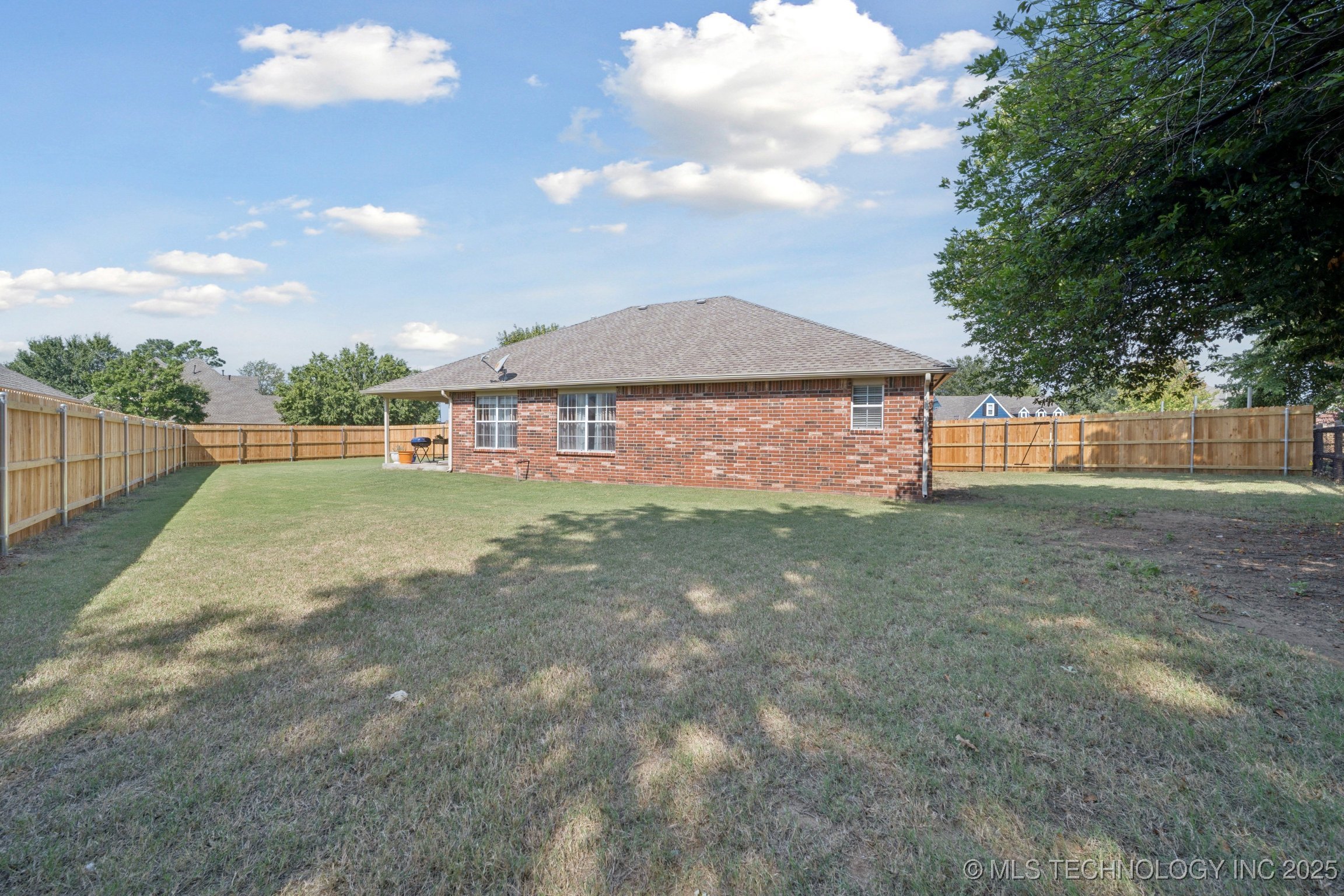 9911 N 116th East Avenue