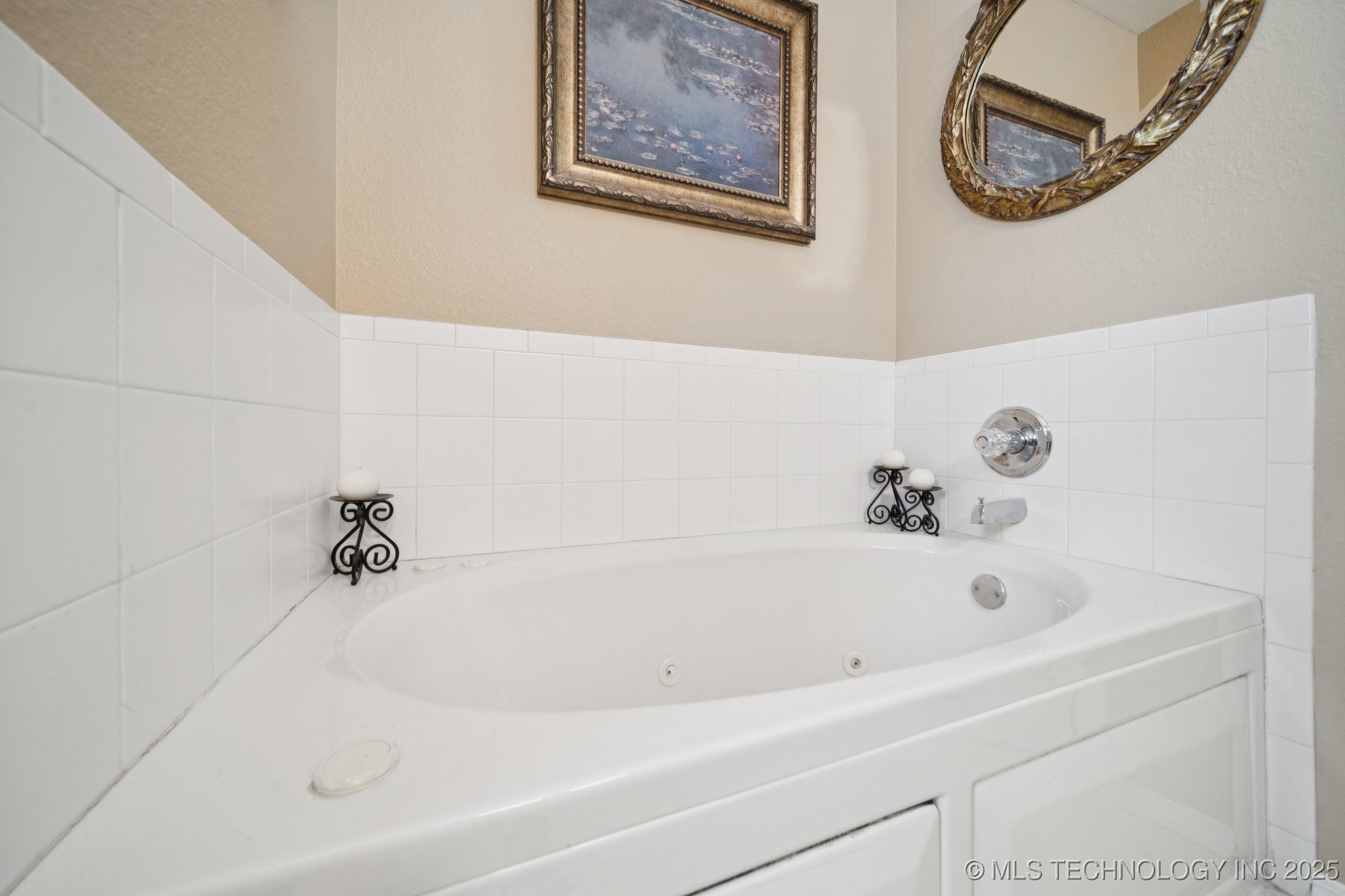 9911 N 116th East Avenue