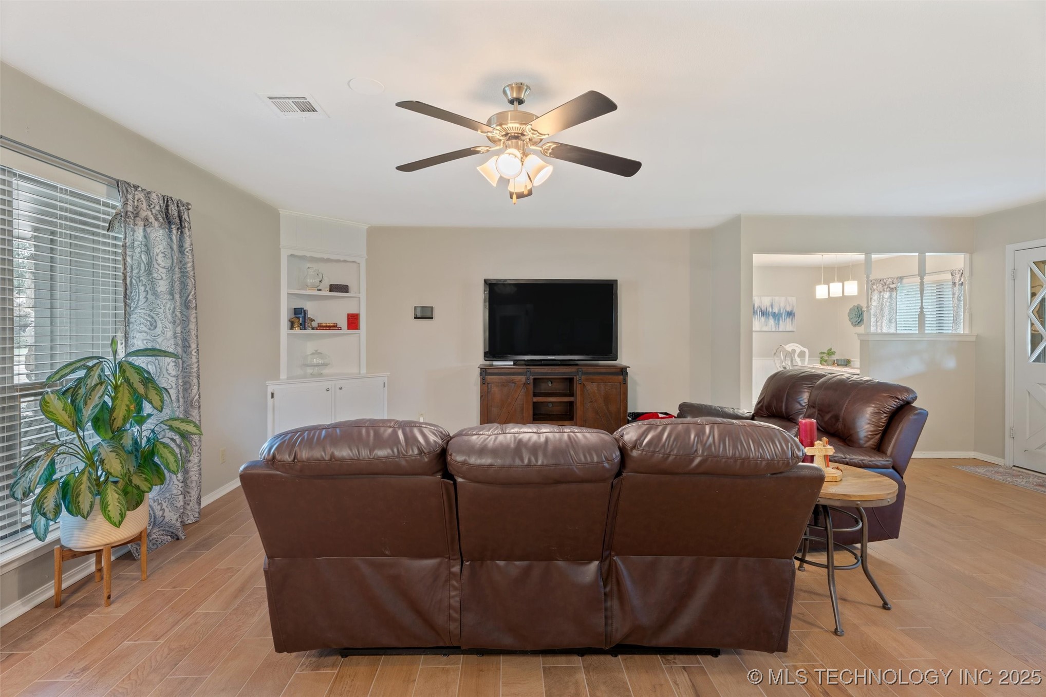 1408 Meadowcrest Court