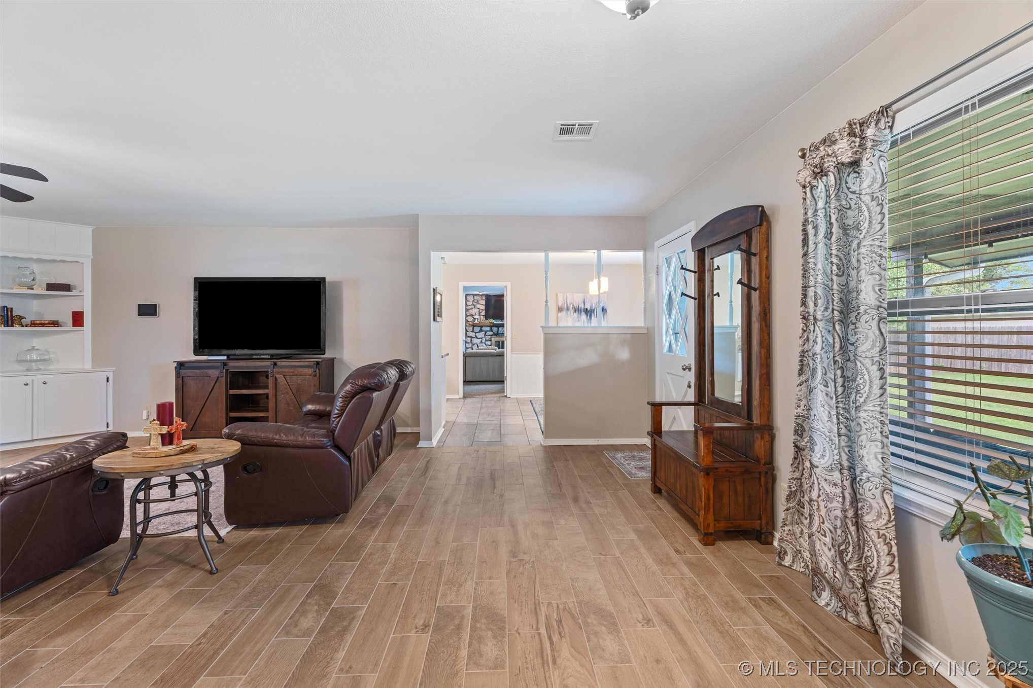 1408 Meadowcrest Court