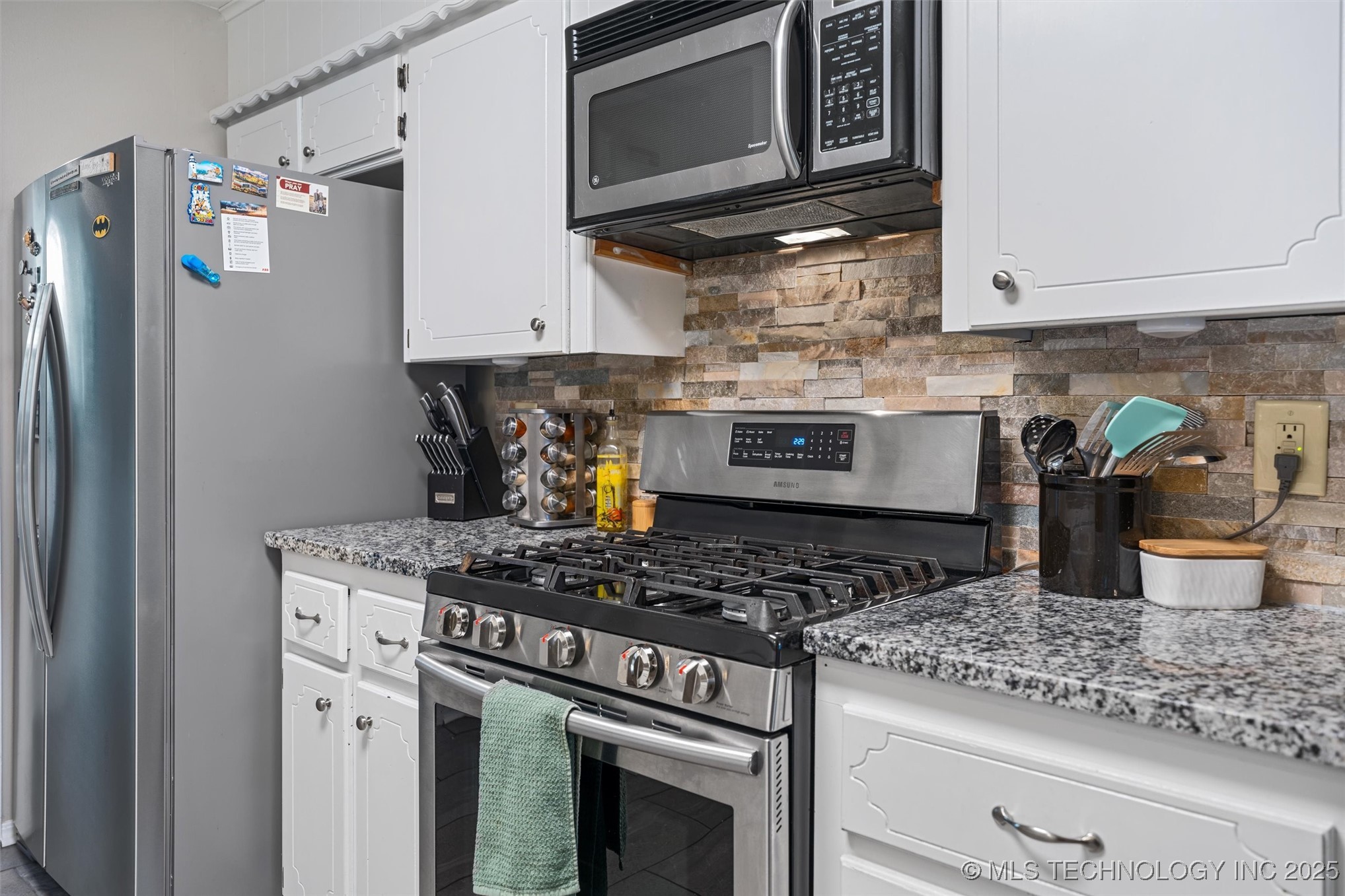 1408 Meadowcrest Court