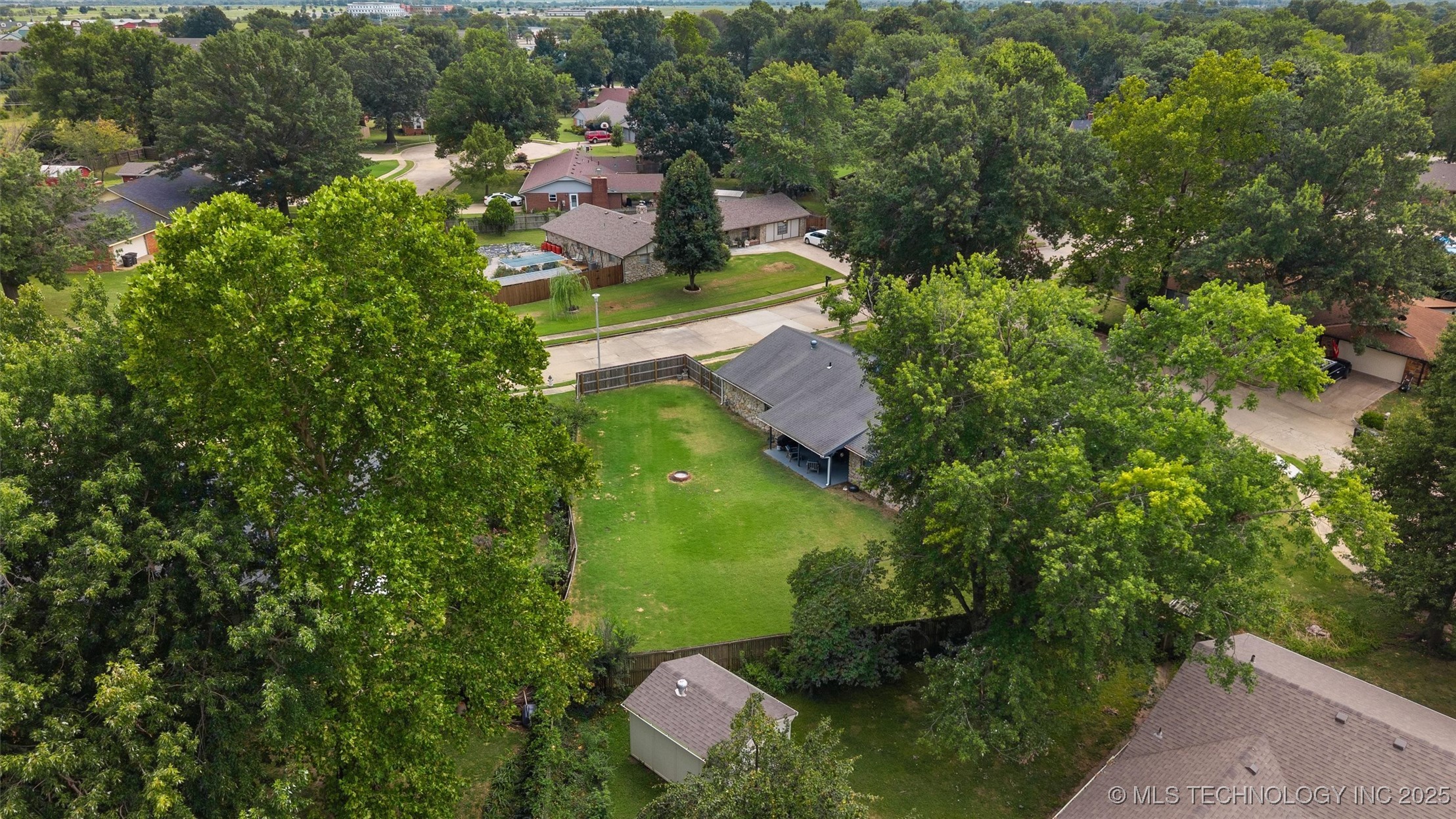 1408 Meadowcrest Court