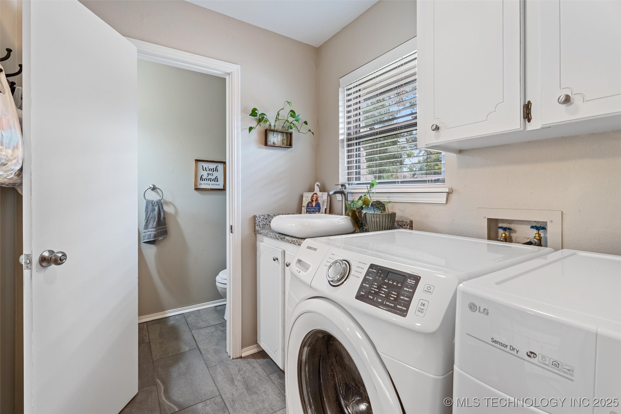 1408 Meadowcrest Court