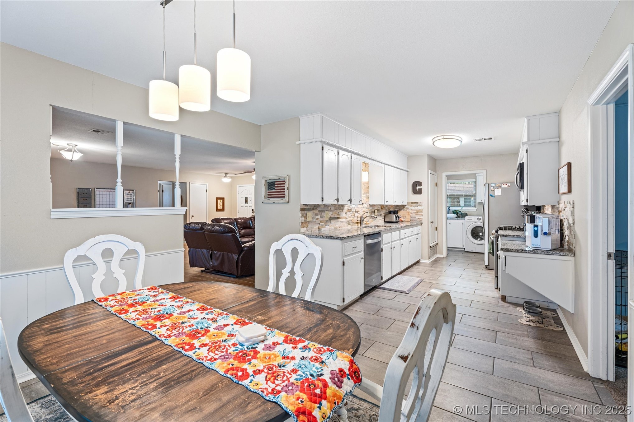 1408 Meadowcrest Court